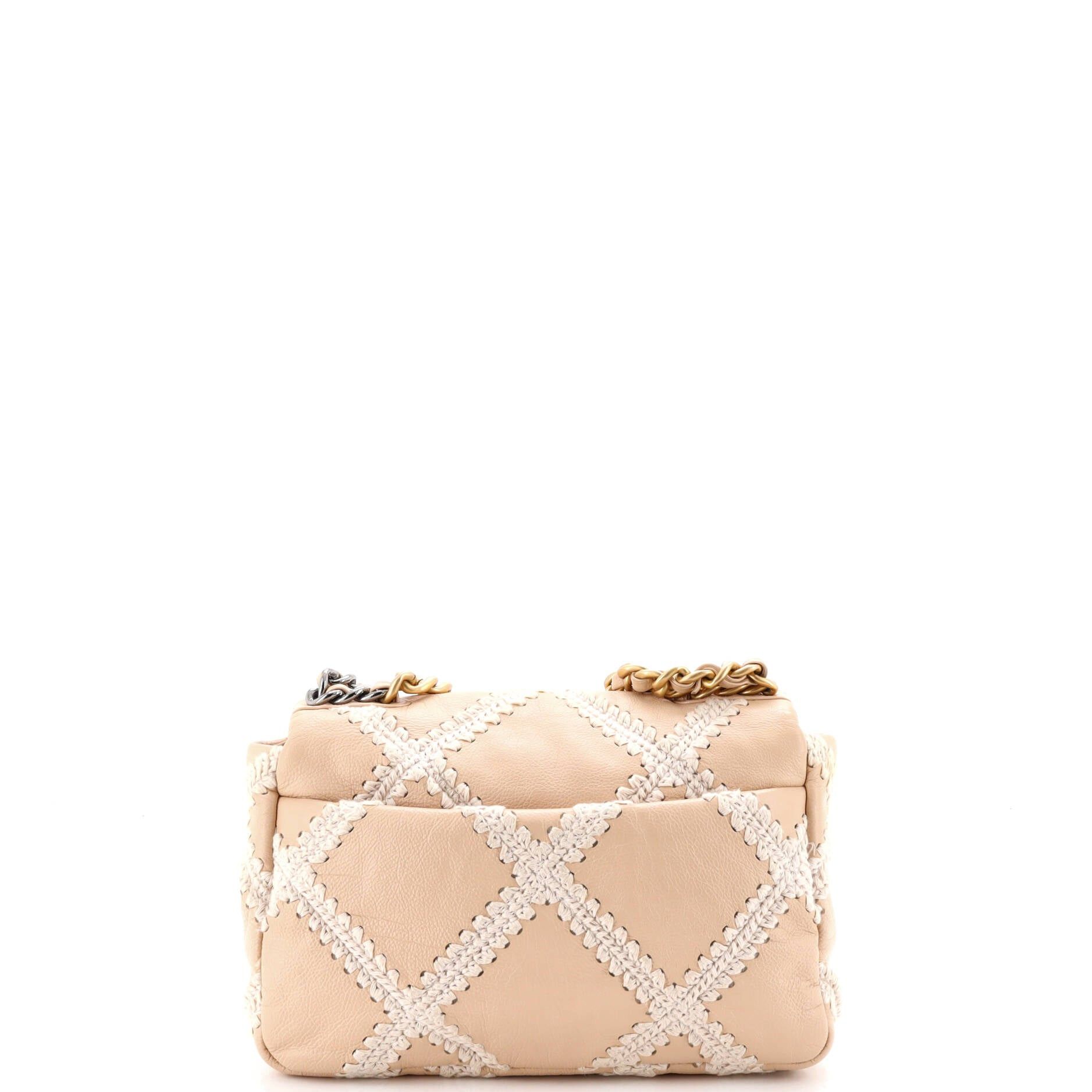 Chanel 19 Flap Bag Size ONE SIZE - 3 Thumbnail