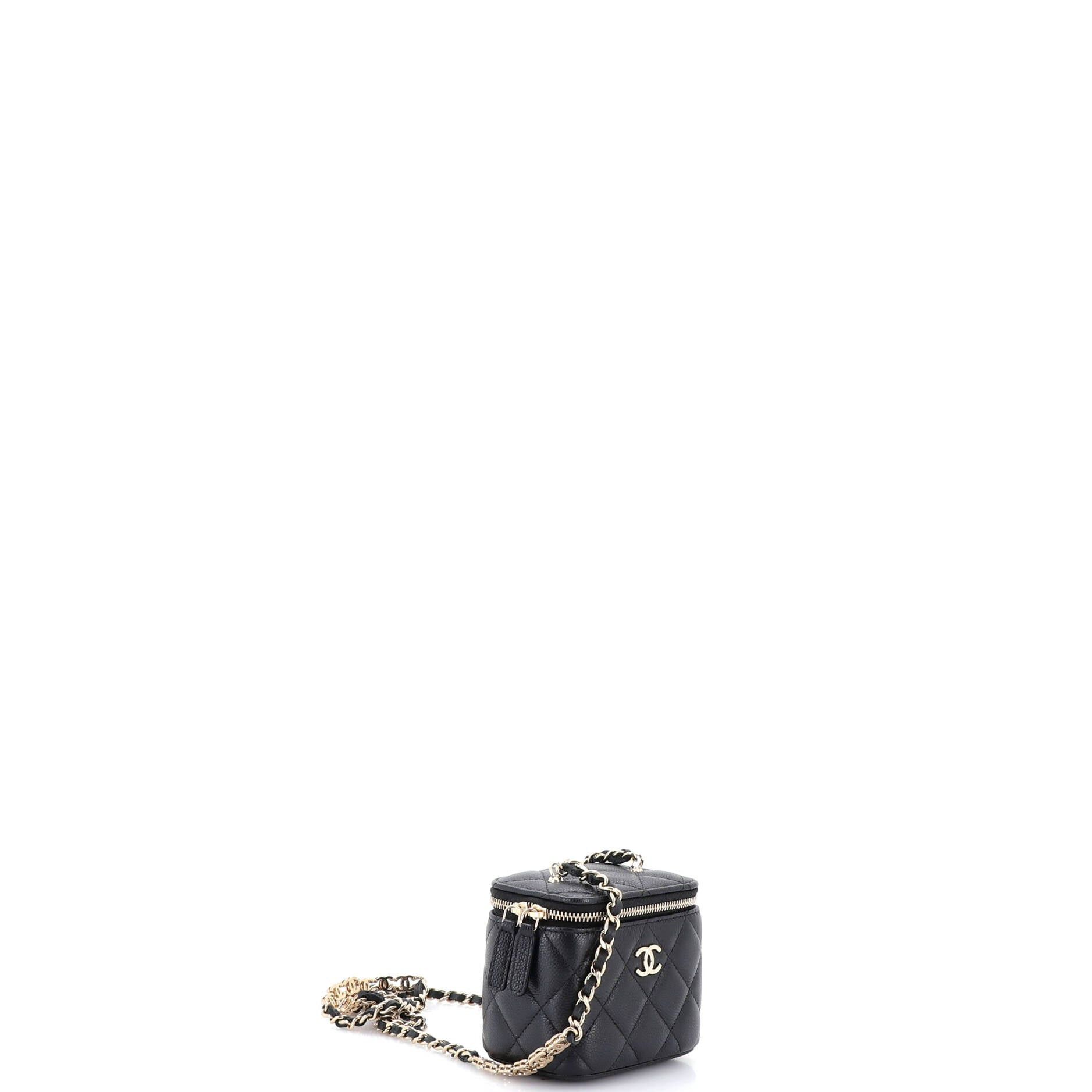 Chanel Tiny CC Link Vanity Case with Chain Size ONE SIZE - 3 Thumbnail