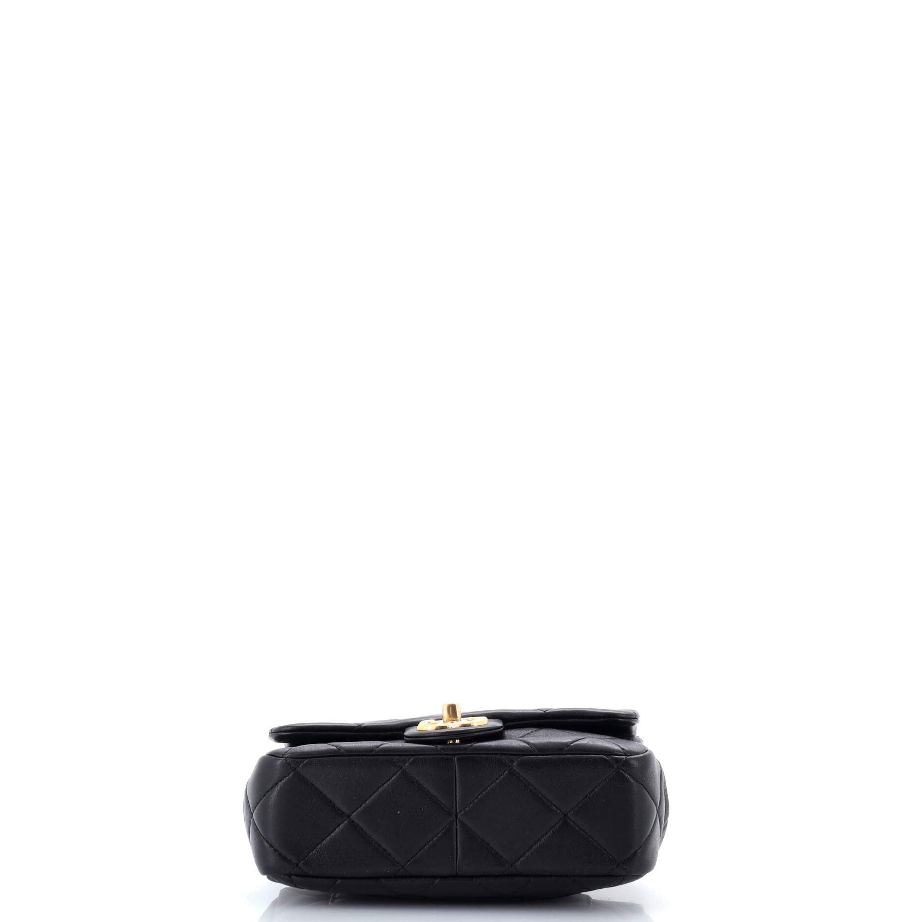 Chanel Oval Logo Chain Handle Flap Bag Size ONE SIZE - 4 Thumbnail