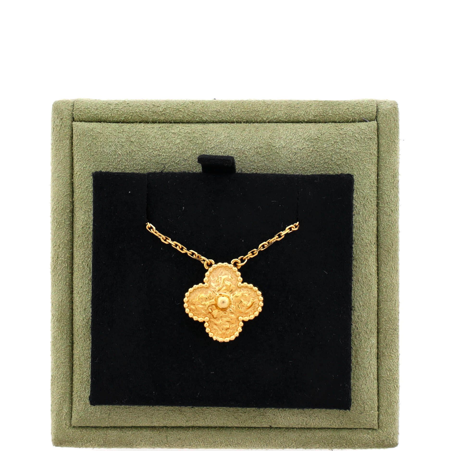 Van Cleef & Arpels Vintage Alhambra Pendant Necklace Size ONE SIZE - 2 Thumbnail