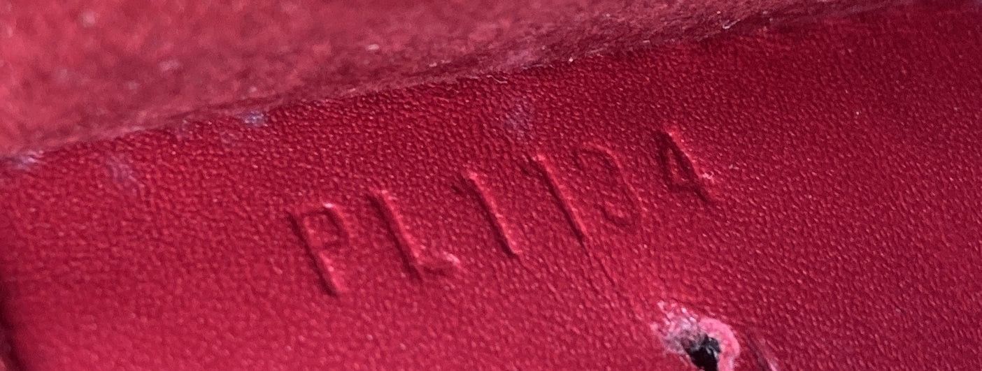 Louis Vuitton Chain Louise Clutch Size ONE SIZE - 9 Thumbnail