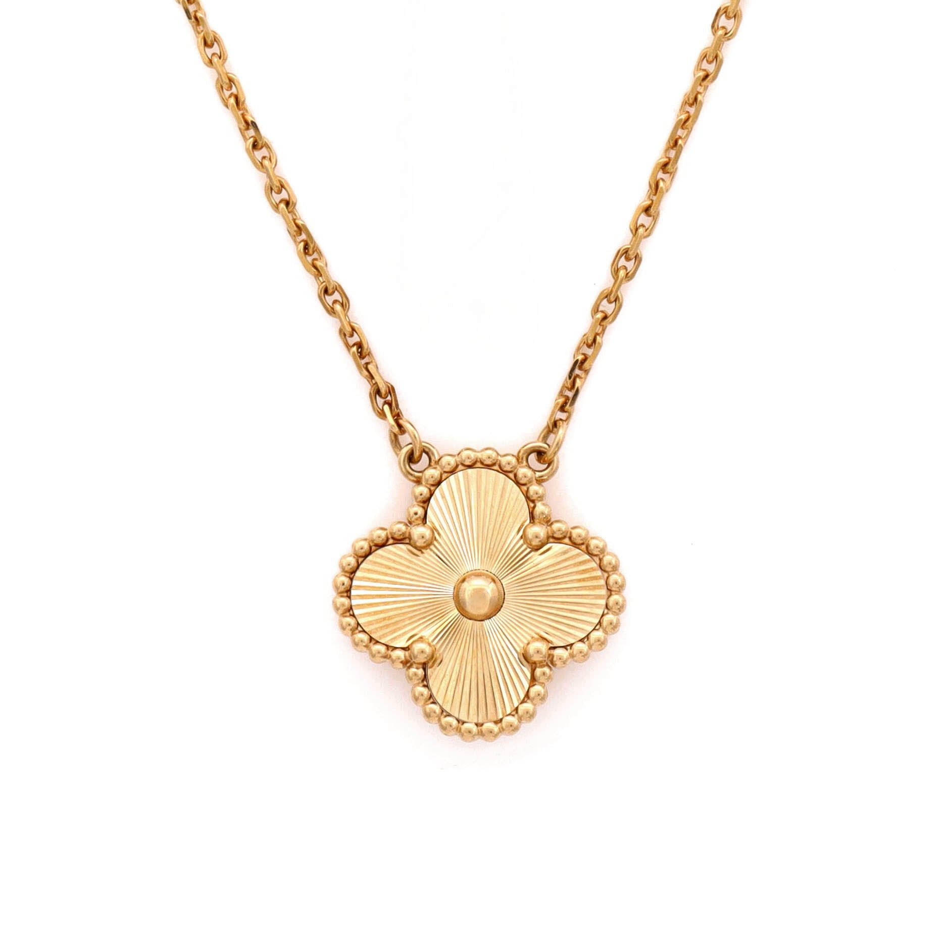 Van Cleef & Arpels Vintage Alhambra Pendant Necklace Size ONE SIZE - 4 Thumbnail