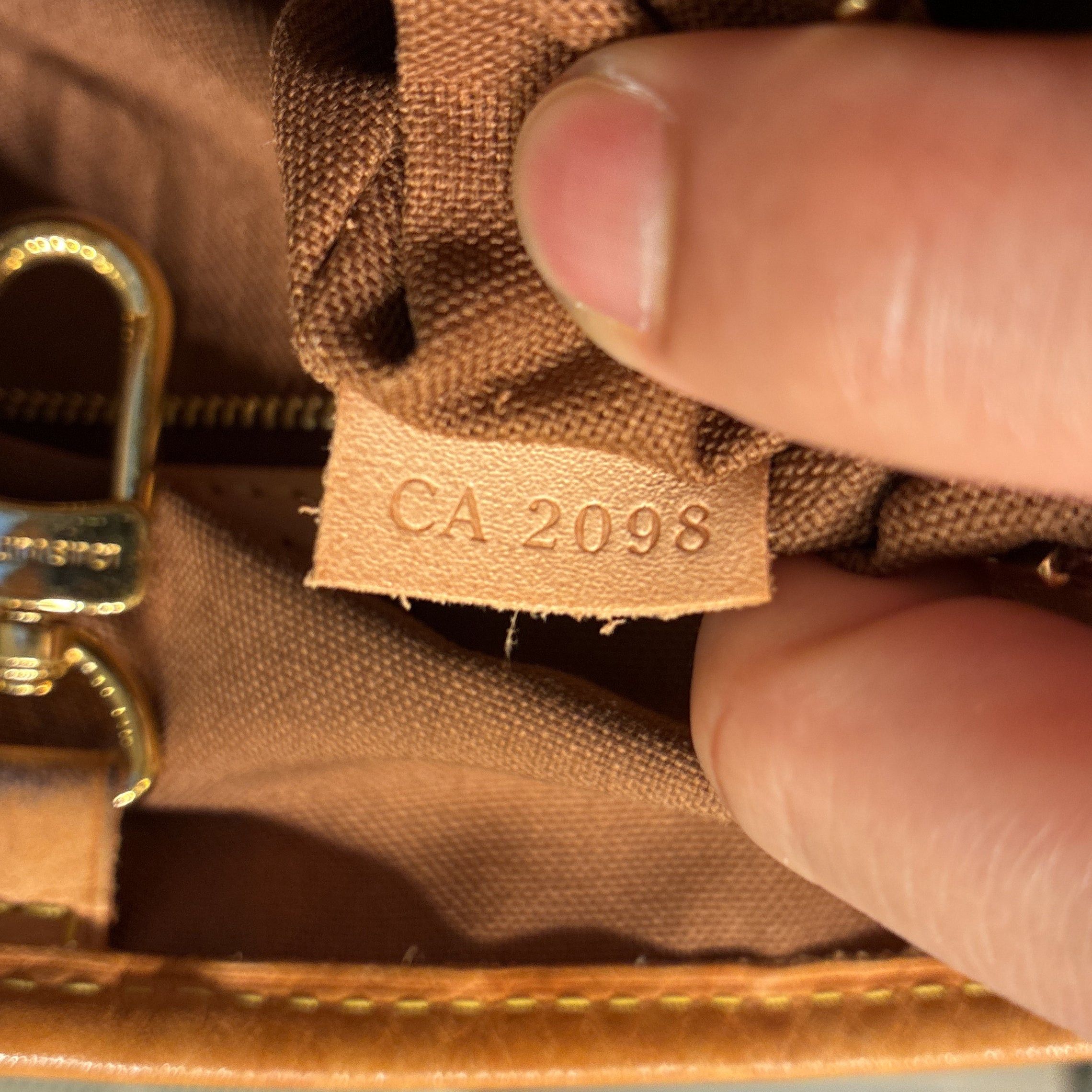 Louis Vuitton Batignolles Handbag Size ONE SIZE - 9 Thumbnail