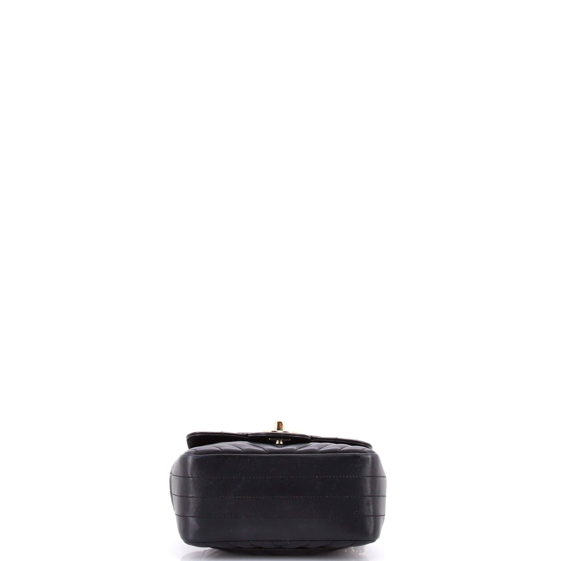 Chanel Square Classic Single Flap Bag Size ONE SIZE - 4 Thumbnail