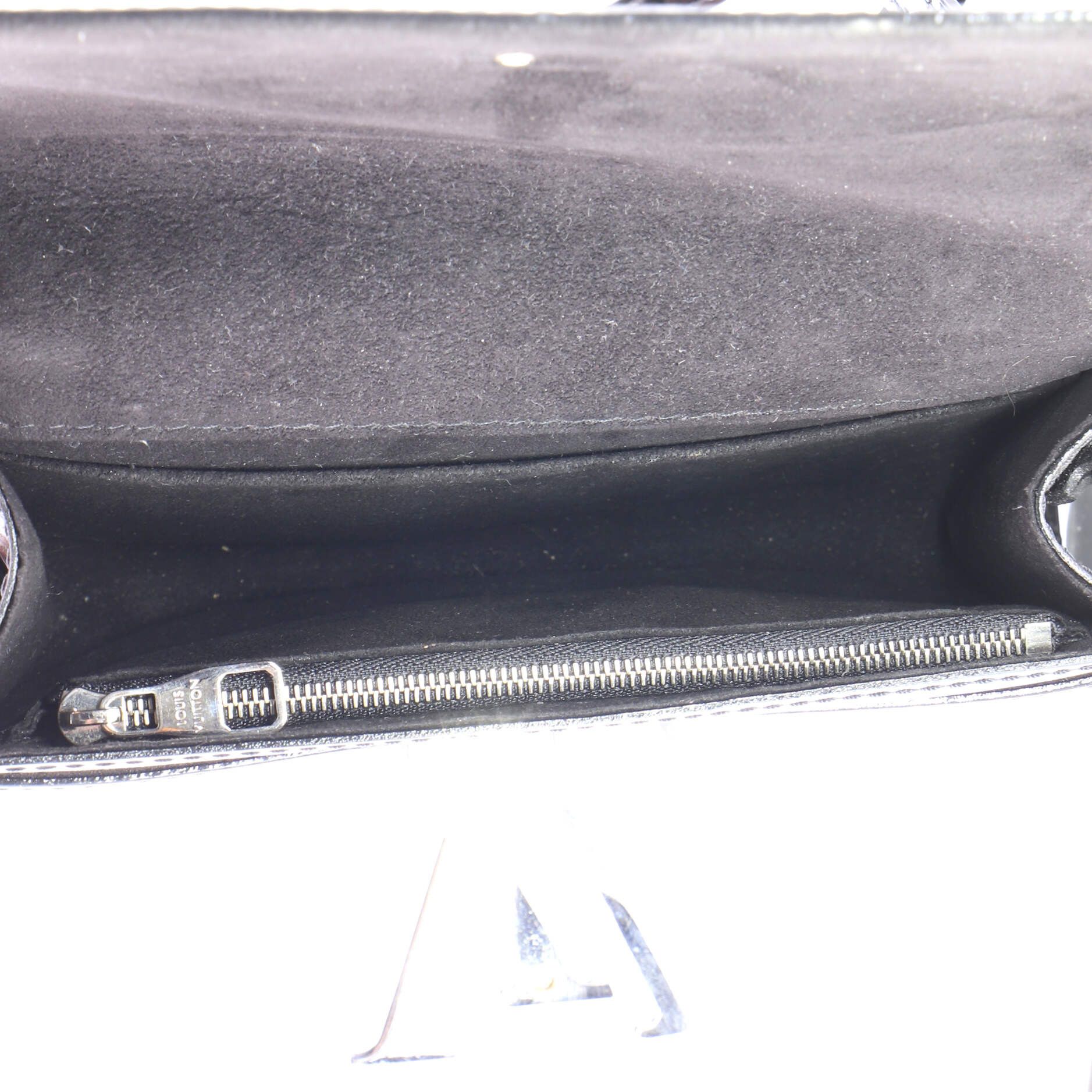 Louis Vuitton Louise Shoulder Bag Size ONE SIZE - 5 Thumbnail