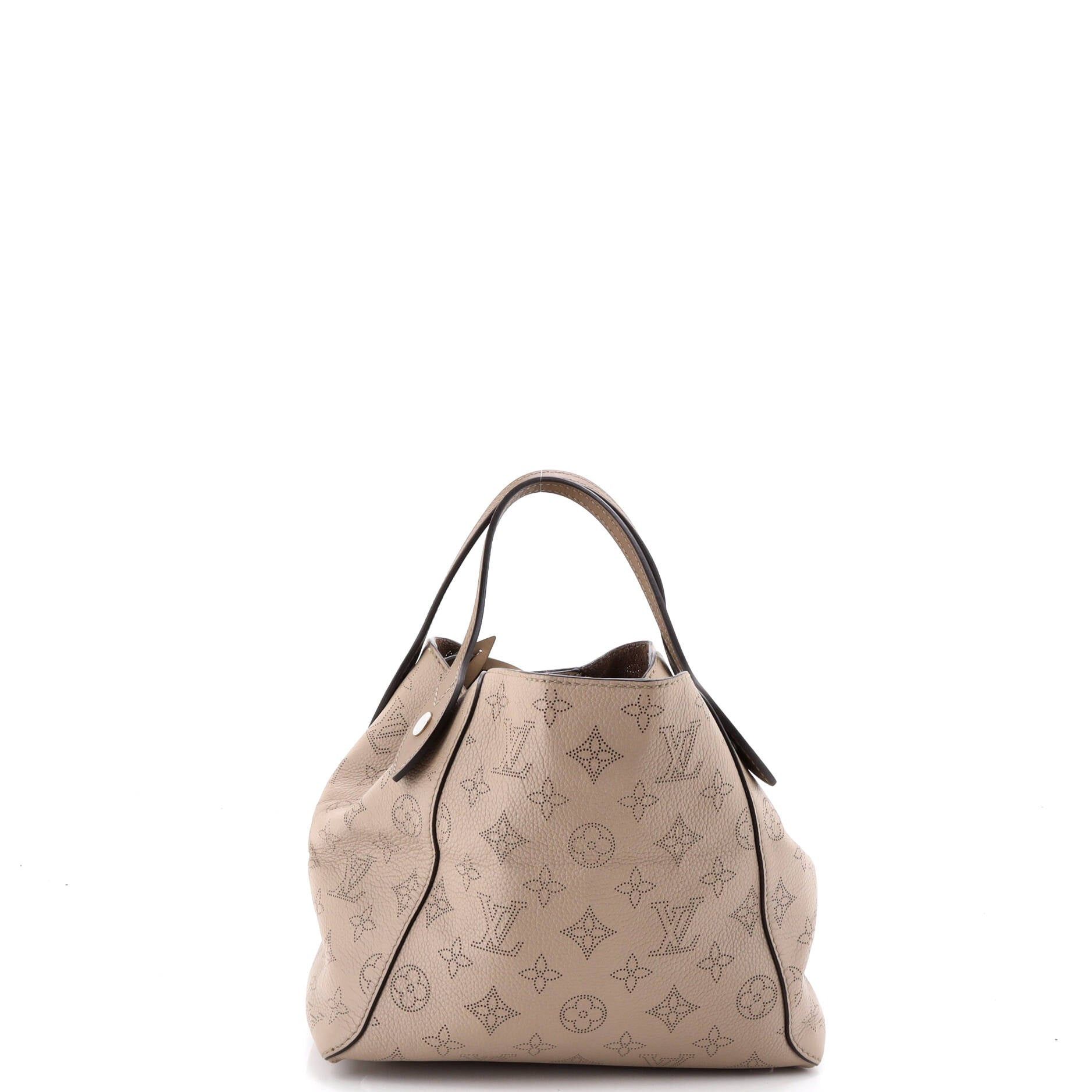 Louis Vuitton Hina Handbag Size ONE SIZE - 4 Thumbnail