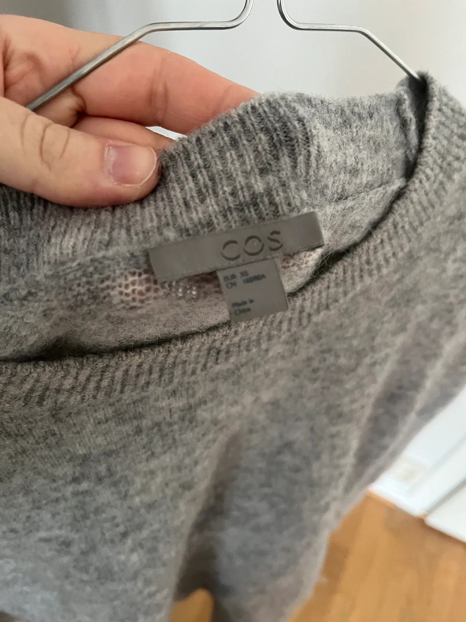 Cos Cos Sweater Size XS / US 0-2 / IT 36-38 - 2 Thumbnail