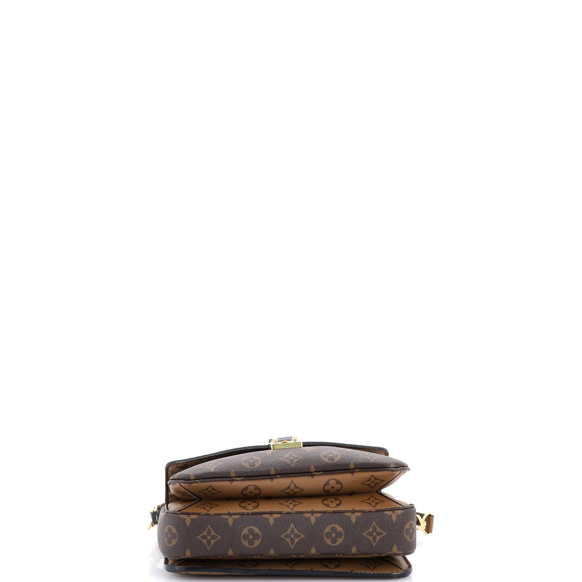 Louis Vuitton Pochette Metis Size ONE SIZE - 4 Thumbnail