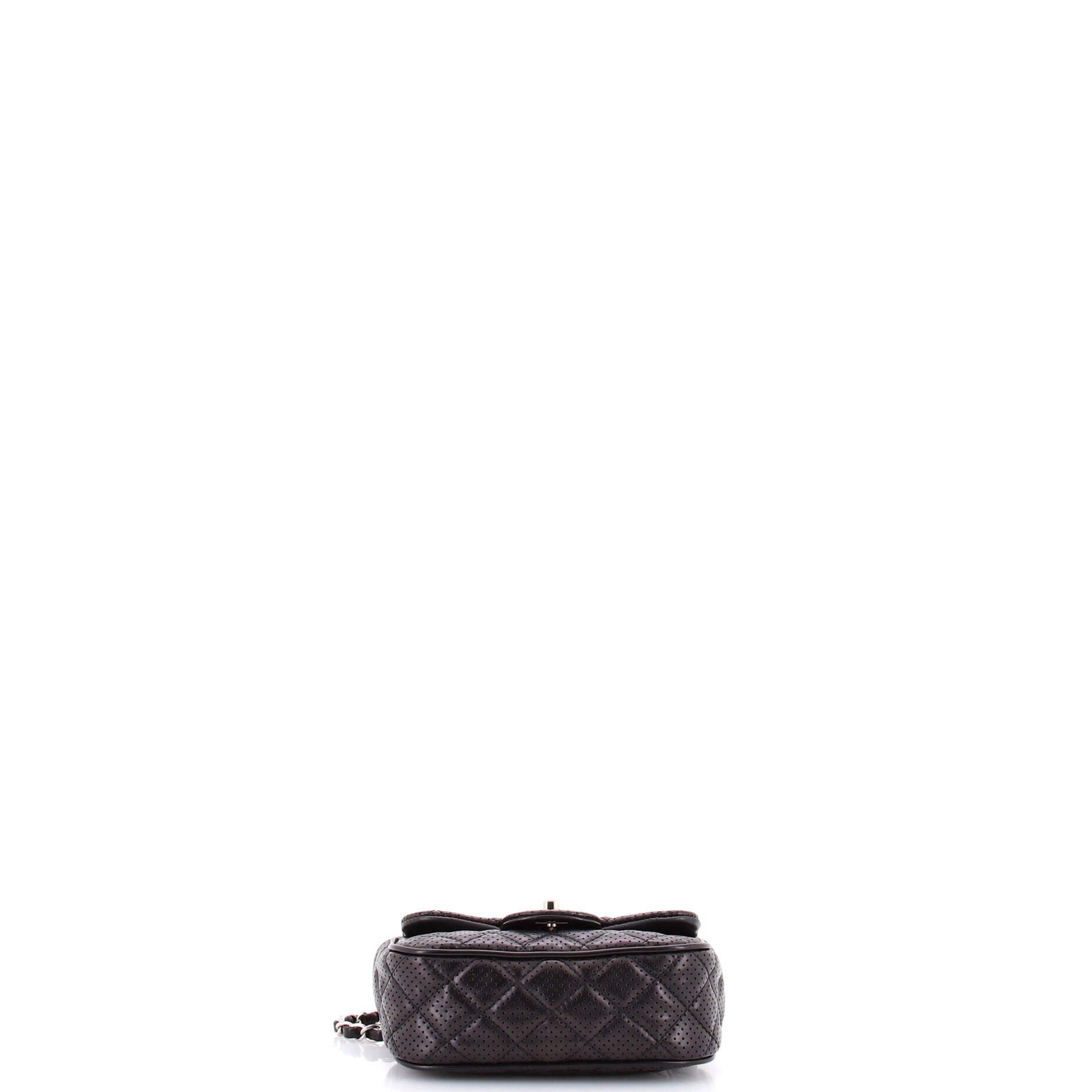 Chanel Punch Flap Bag Size ONE SIZE - 4 Thumbnail