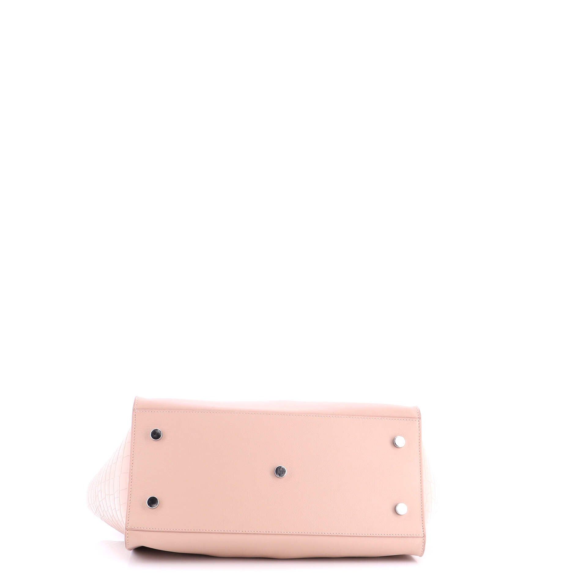 Saint Laurent Paris Monogram Cabas Downtown Size ONE SIZE - 4 Thumbnail