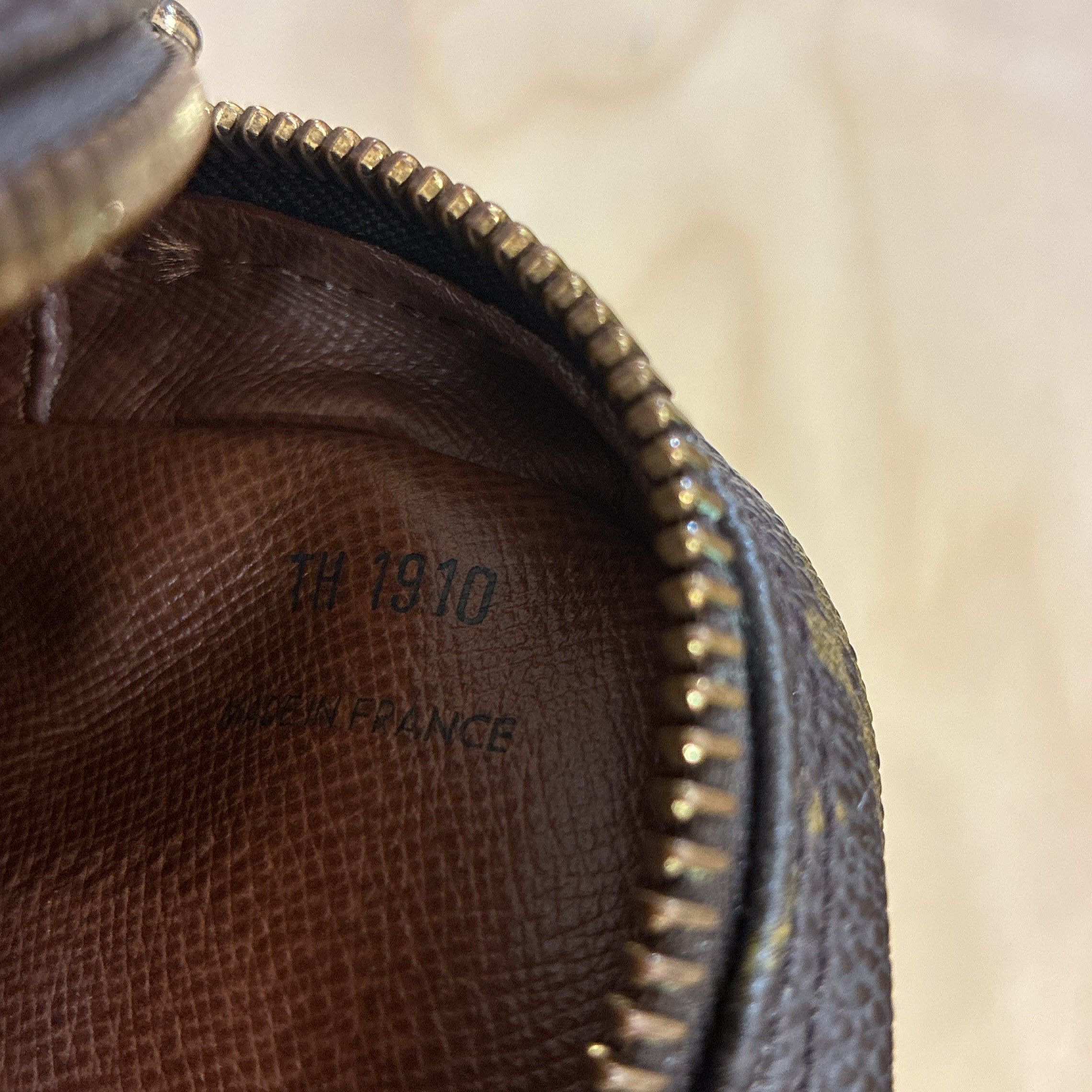Louis Vuitton Amazone Bag Size ONE SIZE - 8 Thumbnail