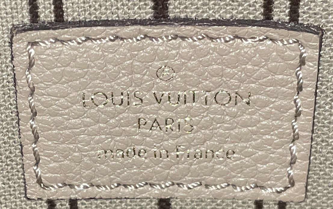 Louis Vuitton Pochette Metis Size ONE SIZE - 9 Thumbnail