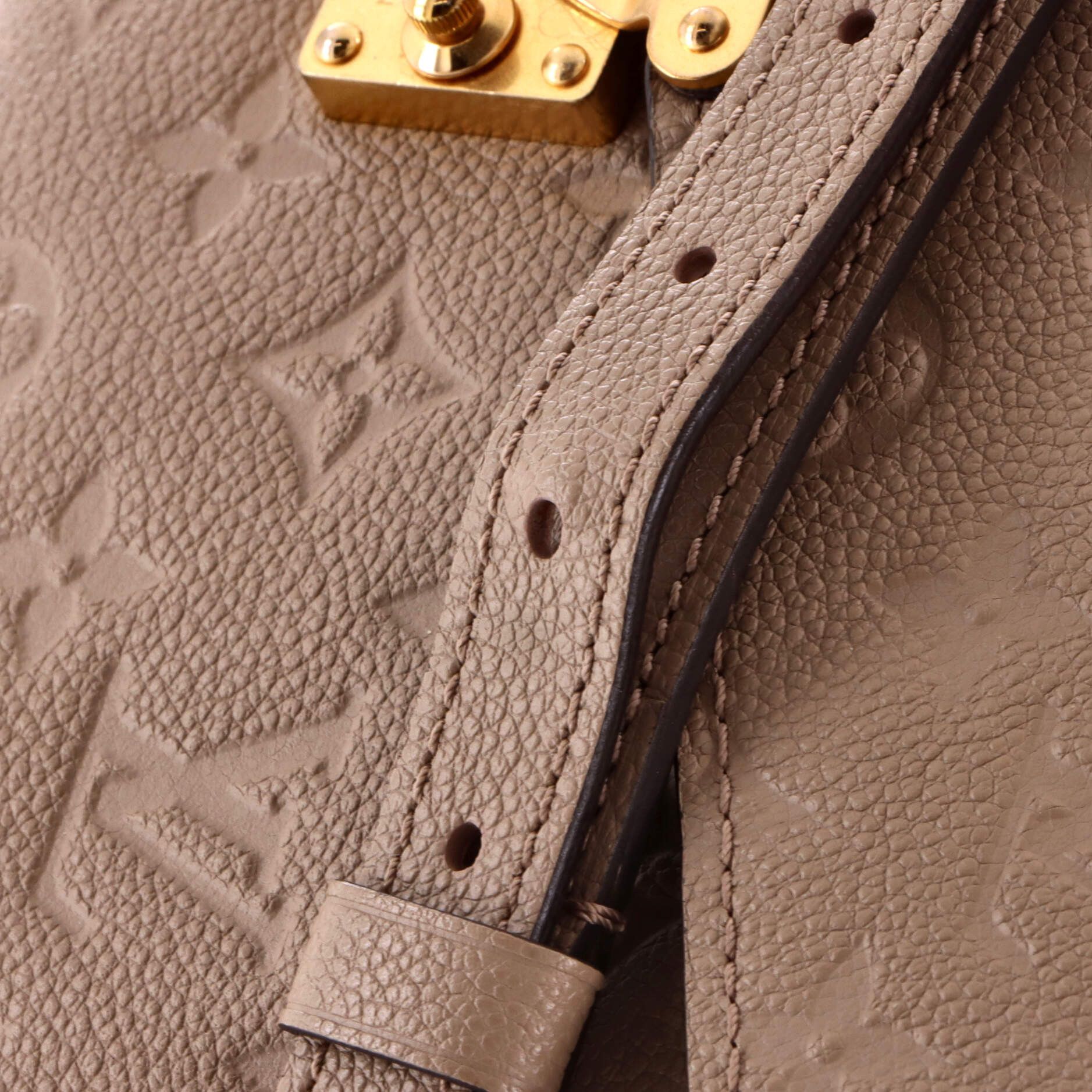 Louis Vuitton Pochette Metis Size ONE SIZE - 6 Thumbnail