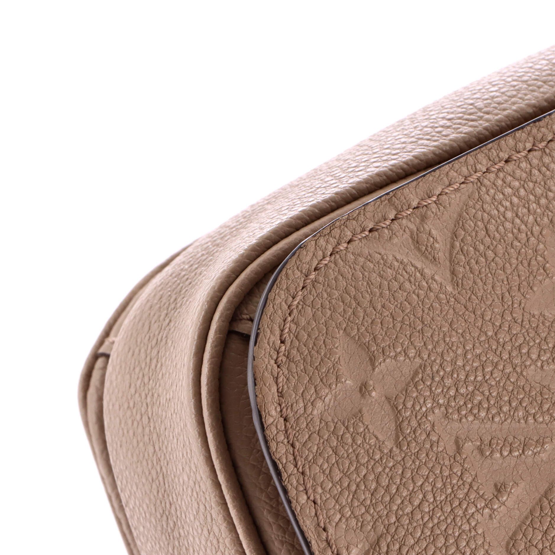 Louis Vuitton Pochette Metis Size ONE SIZE - 7 Thumbnail