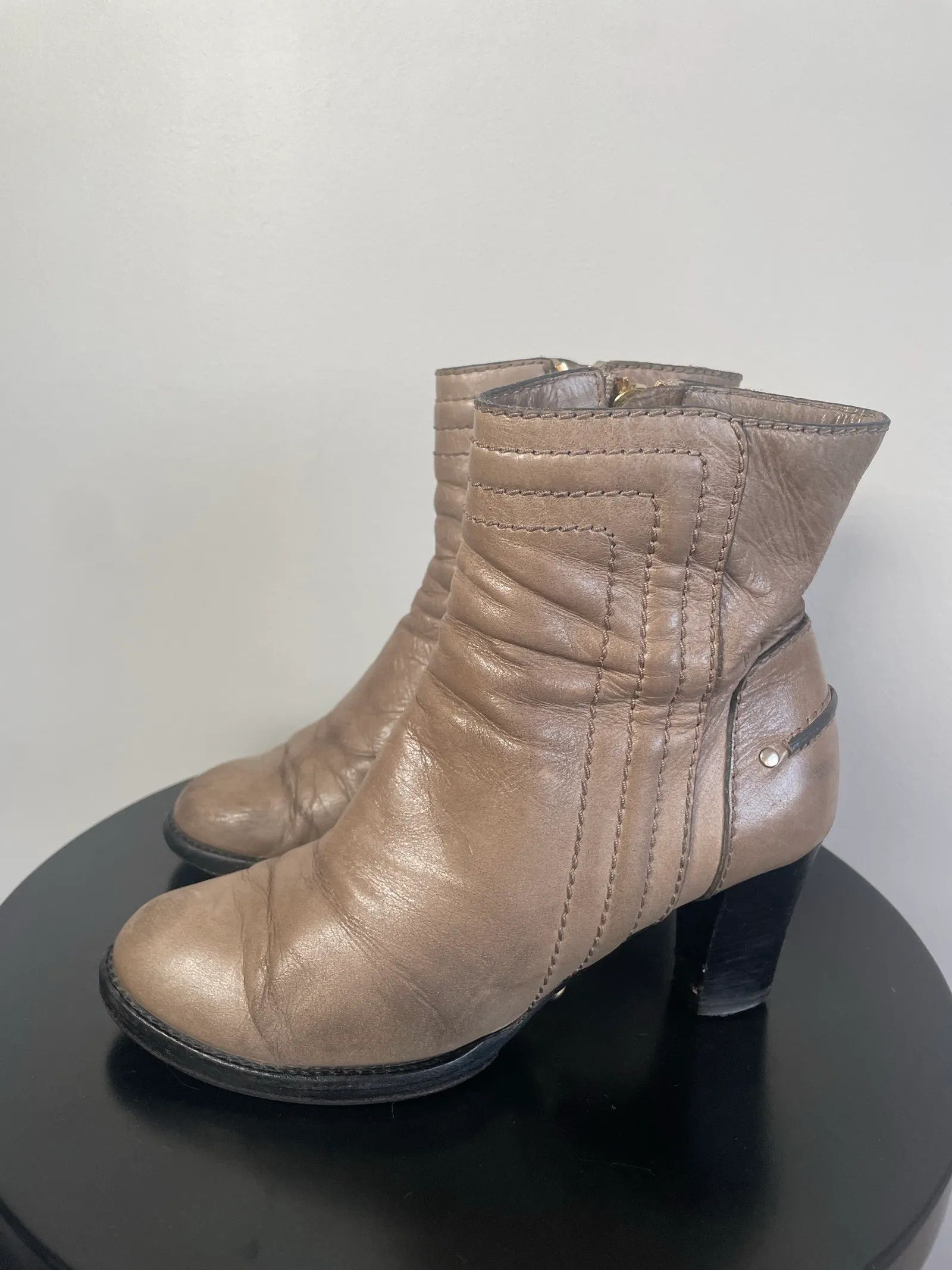Chloe Chloé Boots Size US 6 / IT 36 - 2 Thumbnail