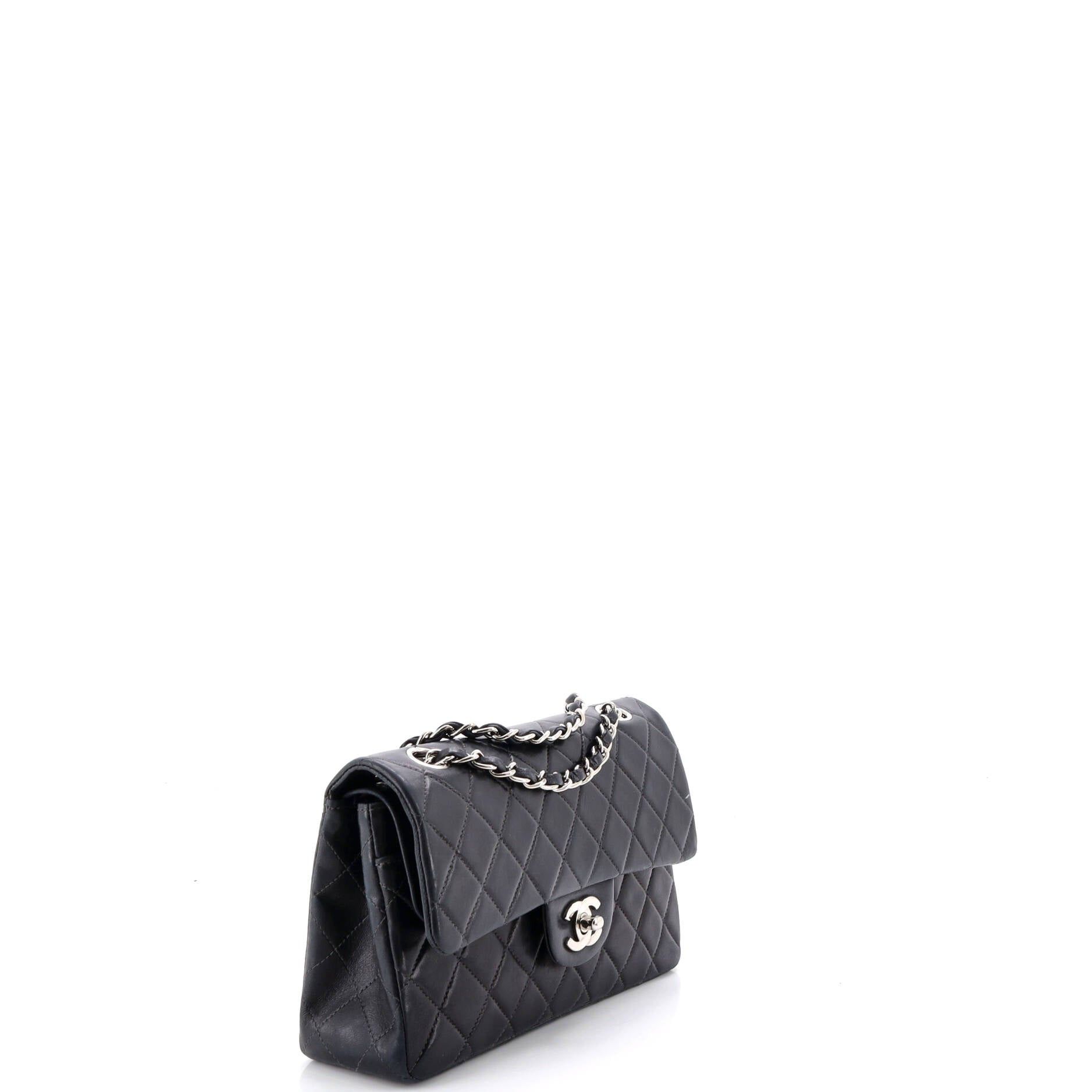 Chanel Vintage Classic Double Flap Bag Size ONE SIZE - 2 Thumbnail