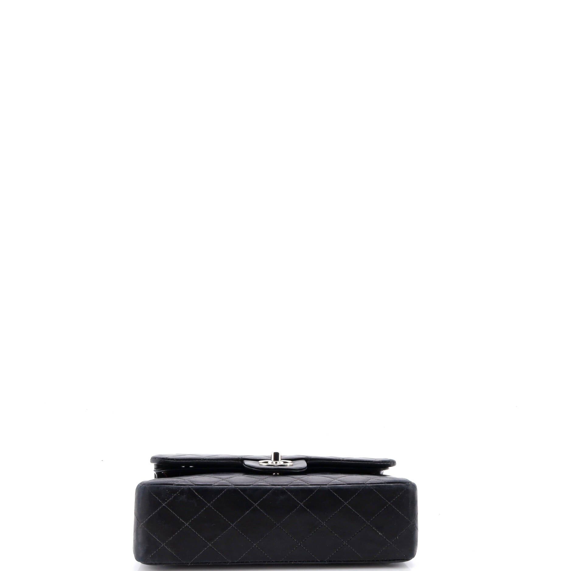Chanel Vintage Classic Double Flap Bag Size ONE SIZE - 4 Thumbnail