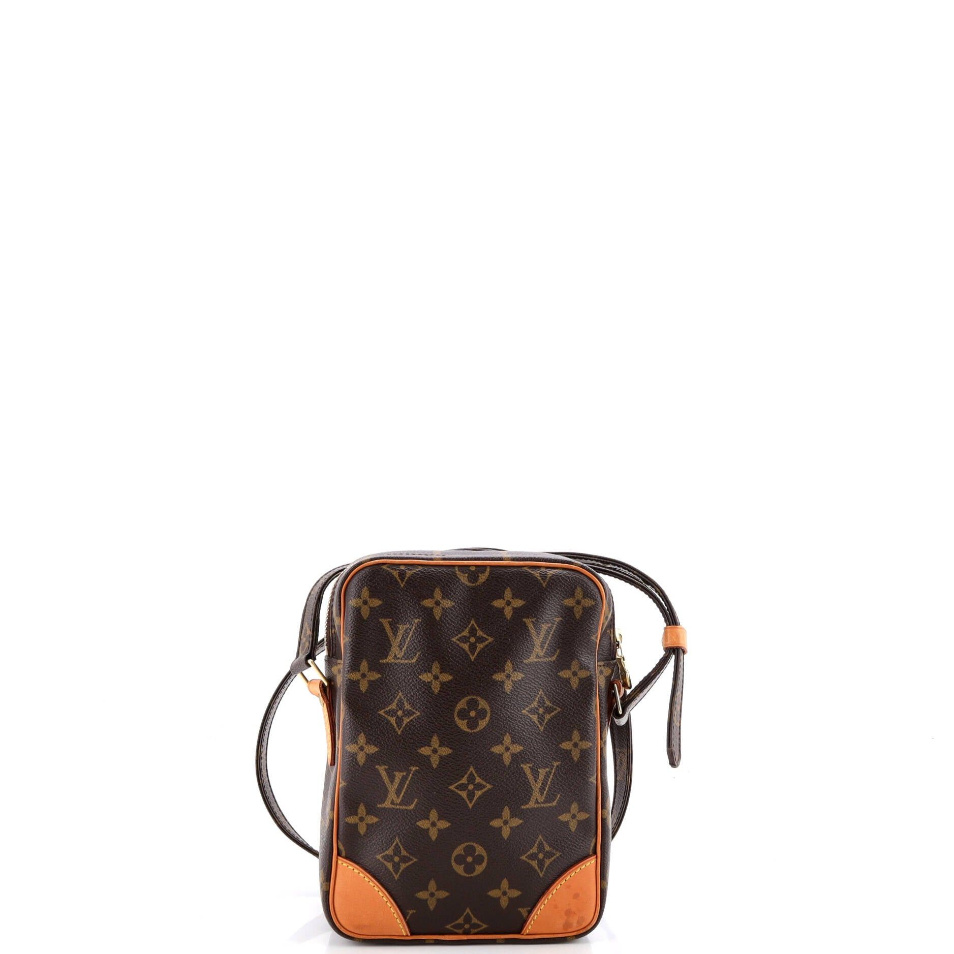 Louis Vuitton Amazone Bag Size ONE SIZE - 3 Thumbnail