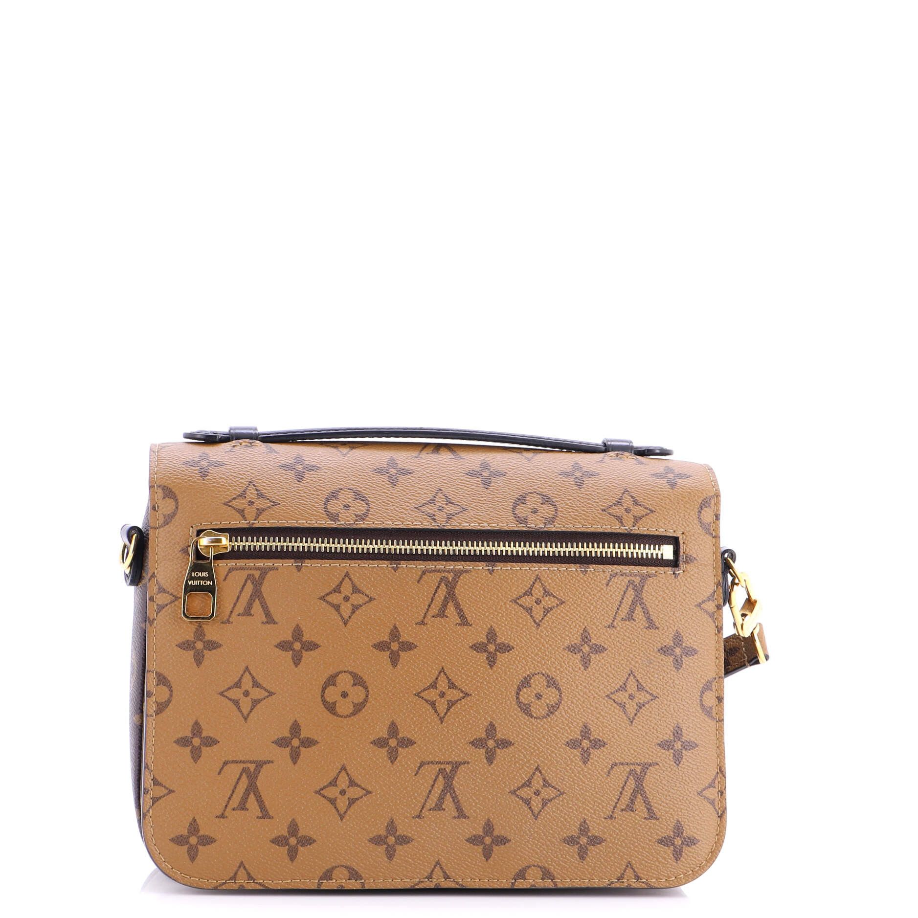 Louis Vuitton Pochette Metis Size ONE SIZE - 3 Thumbnail