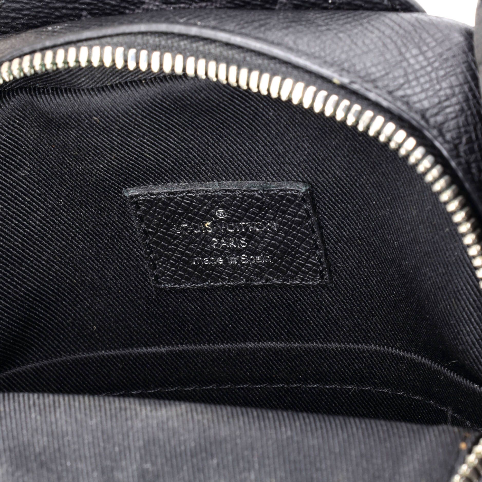Louis Vuitton Outdoor Slingbag Size ONE SIZE - 6 Thumbnail