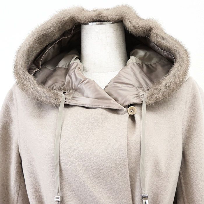 Max Mara Max Mara S Max Mara reversible wool angora rabbit fur hooded coat Textile Outerwear DUTY FREE for USA Size ONE SIZE - 3 Thumbnail