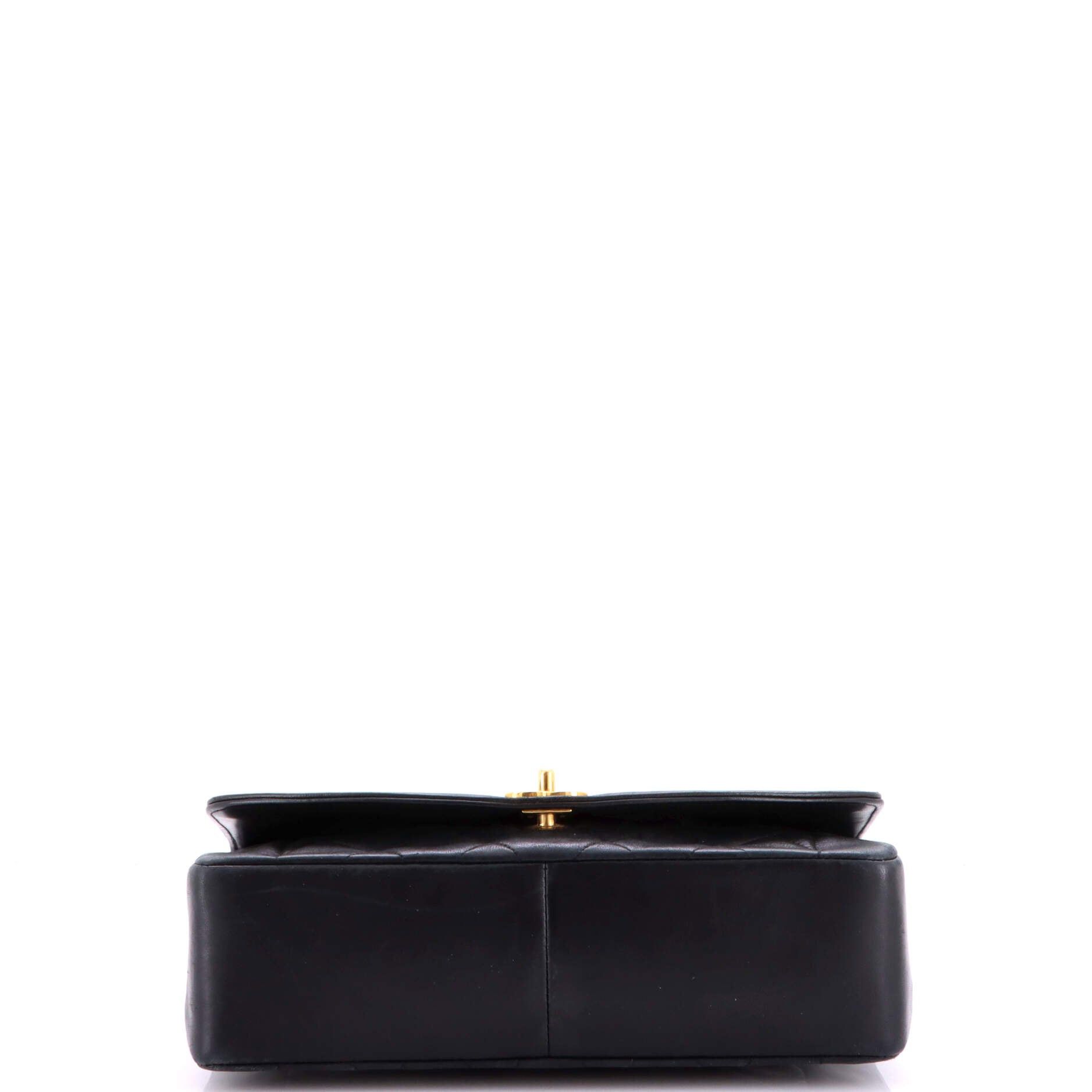 Chanel Vintage Diana Flap Bag Size ONE SIZE - 4 Thumbnail