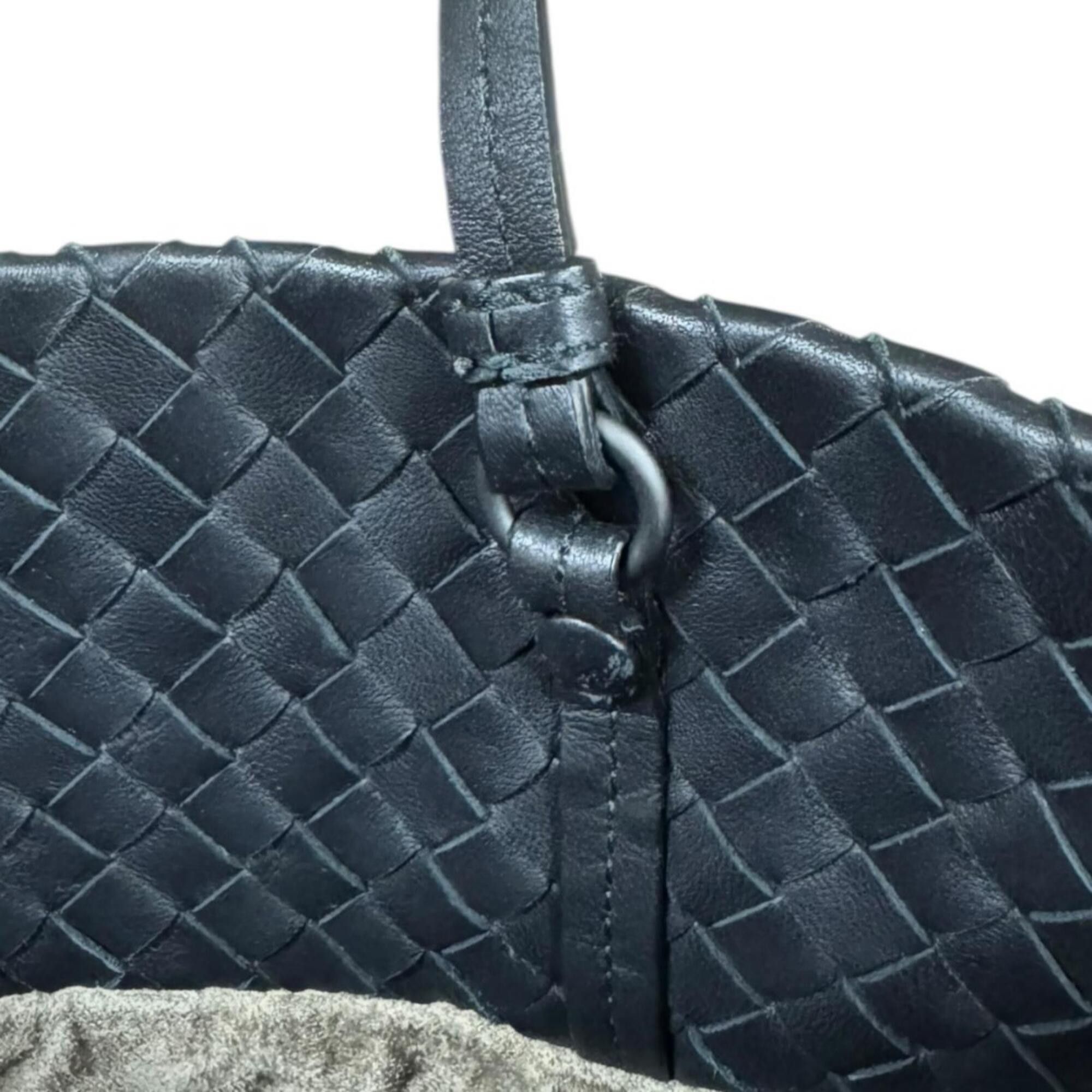 Bottega Veneta Bottega Veneta Intrecciato Shoulder Bag, Leather, Black, Women's, BOTTEGAVENETA, 2-way Size ONE SIZE - 8 Thumbnail