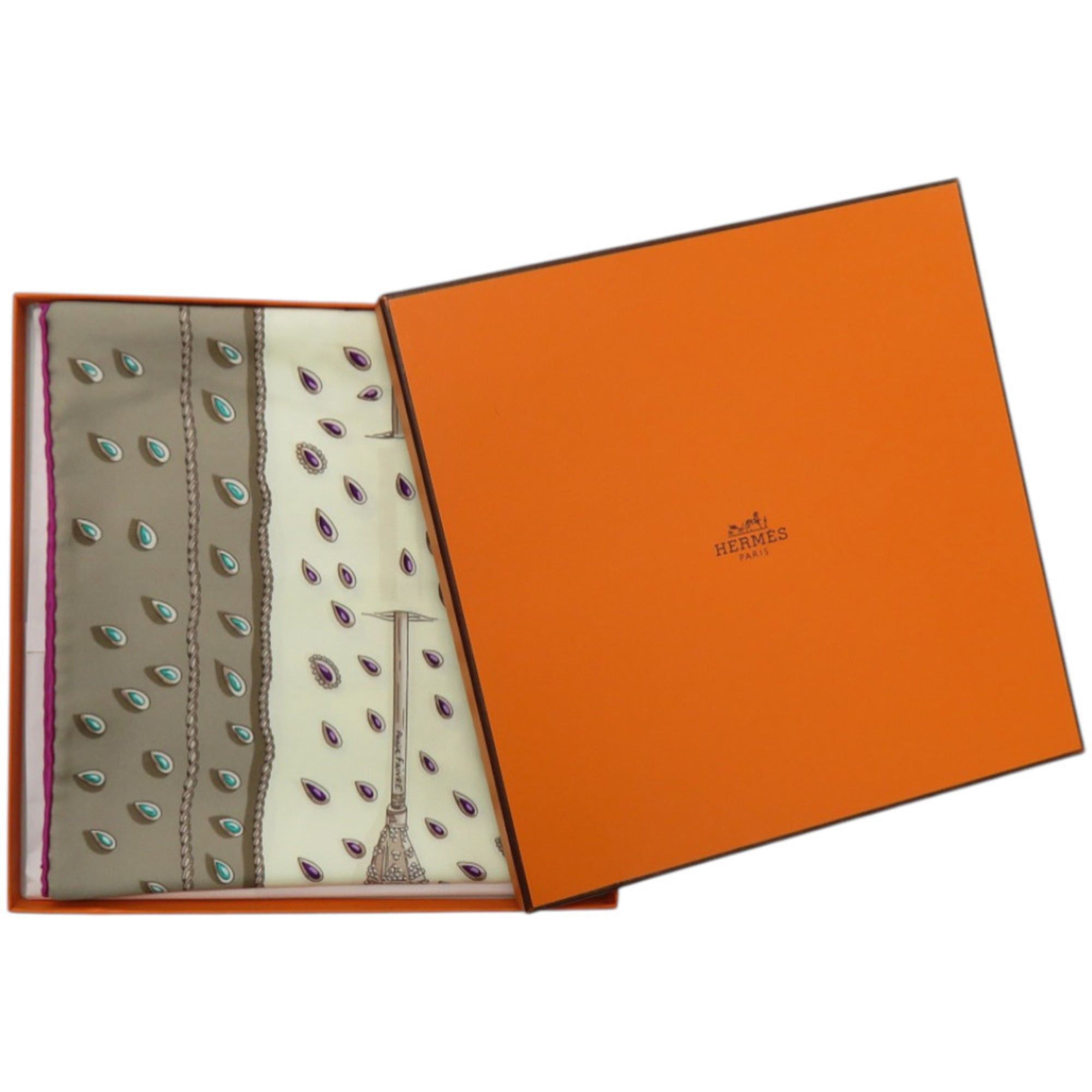 Hermes Hermes Carre 90 "Tresors Retrouves" Silk Cream Scarf/Muffler 0476HERMES Size ONE SIZE - 2 Thumbnail