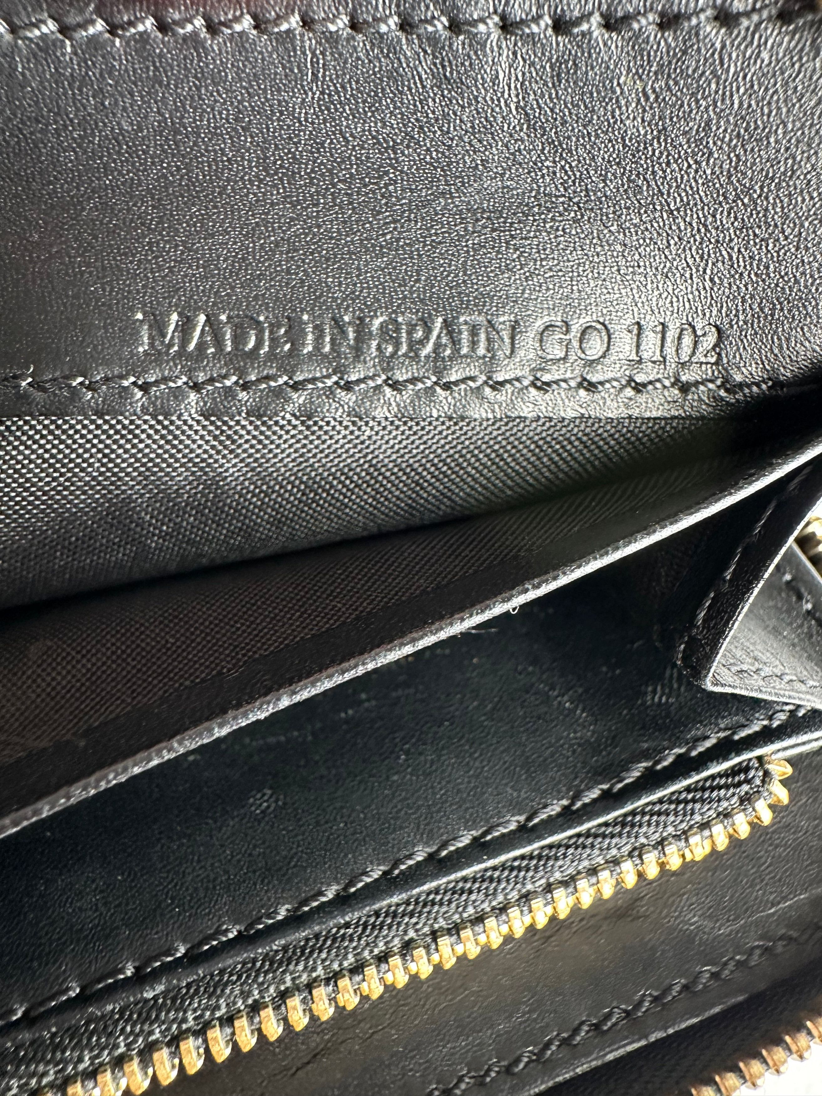Givenchy Vintage Leather Zippy Wallet Black Size ONE SIZE - 5 Thumbnail
