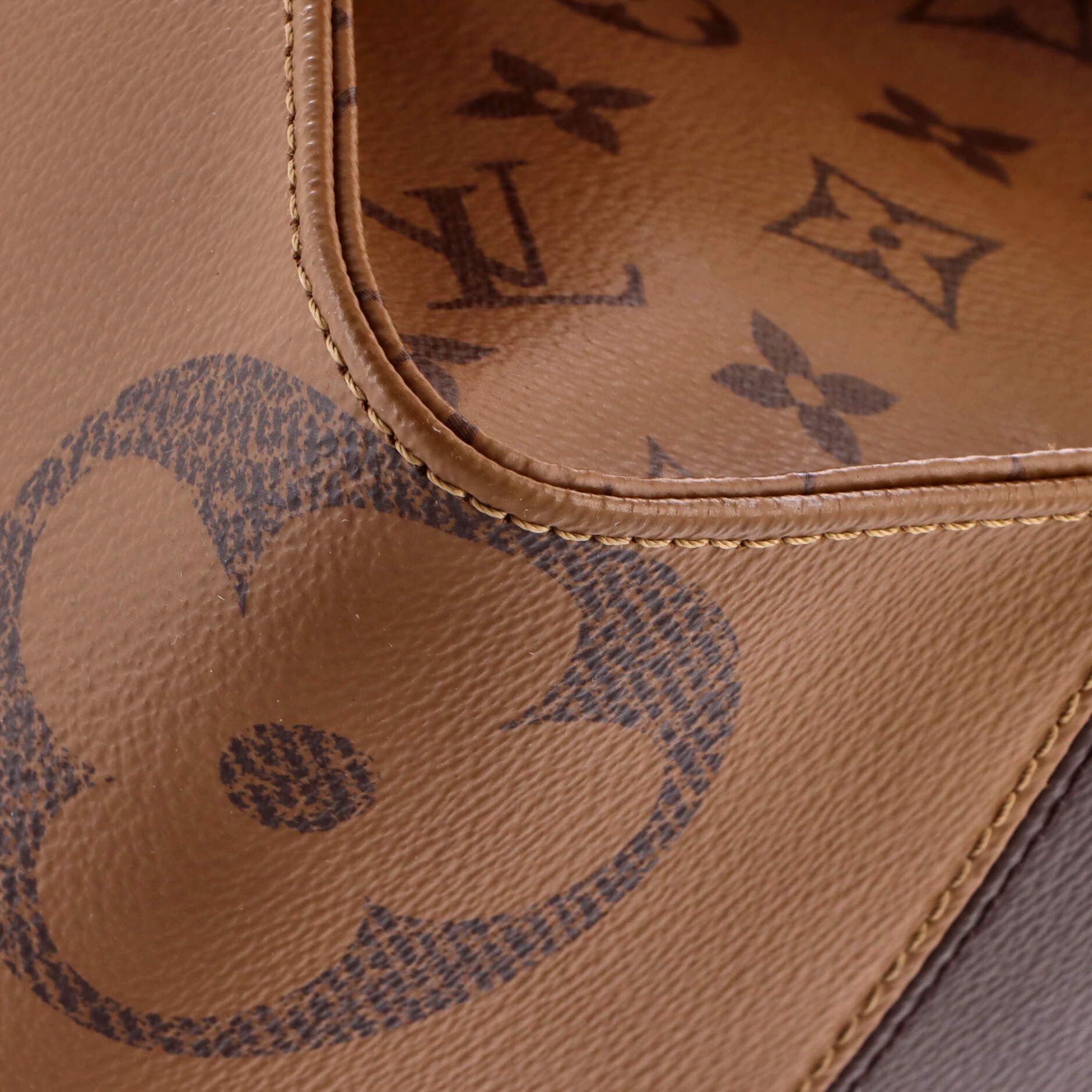 Louis Vuitton OnTheGo Tote Size ONE SIZE - 7 Thumbnail