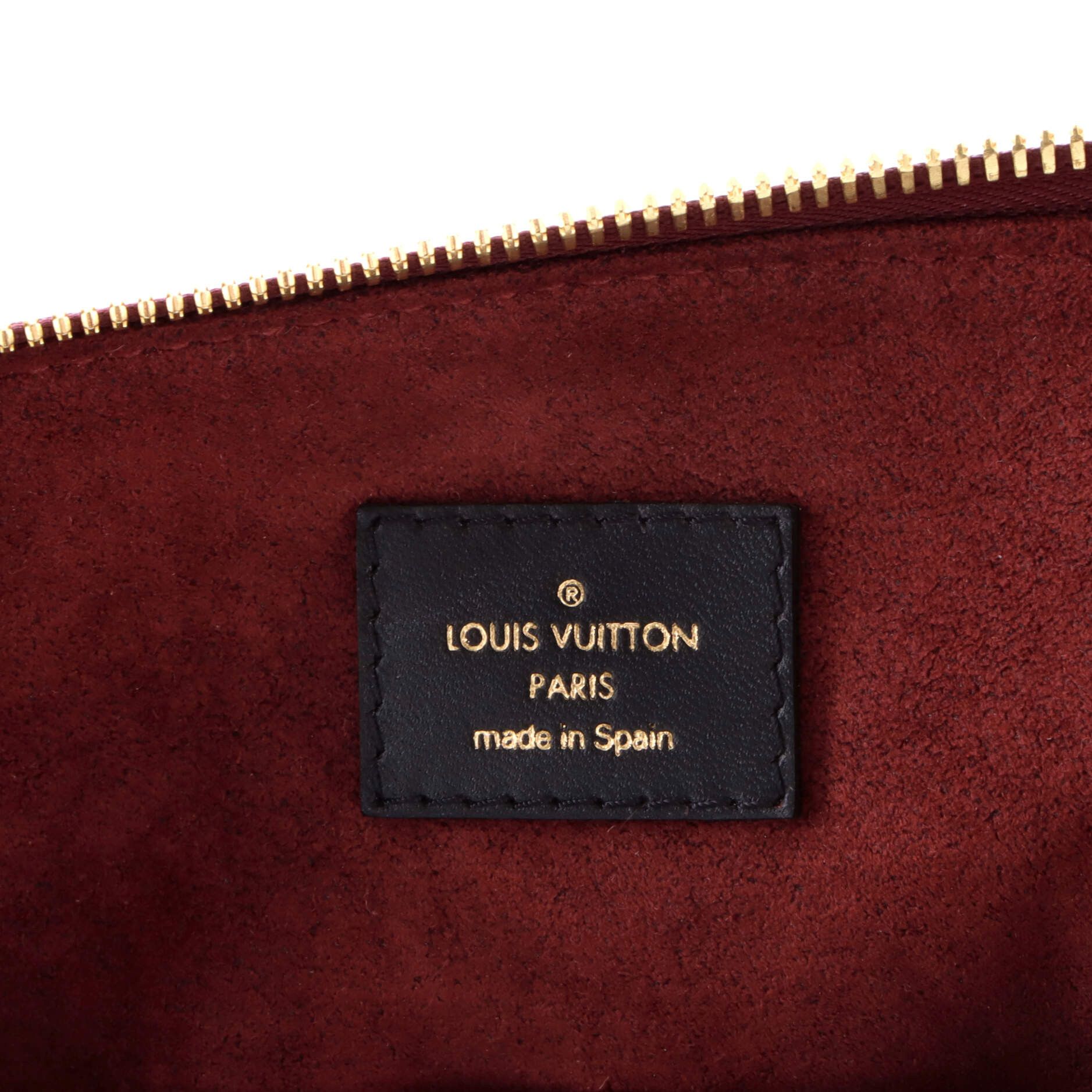 Louis Vuitton V Tote Size ONE SIZE - 7 Thumbnail