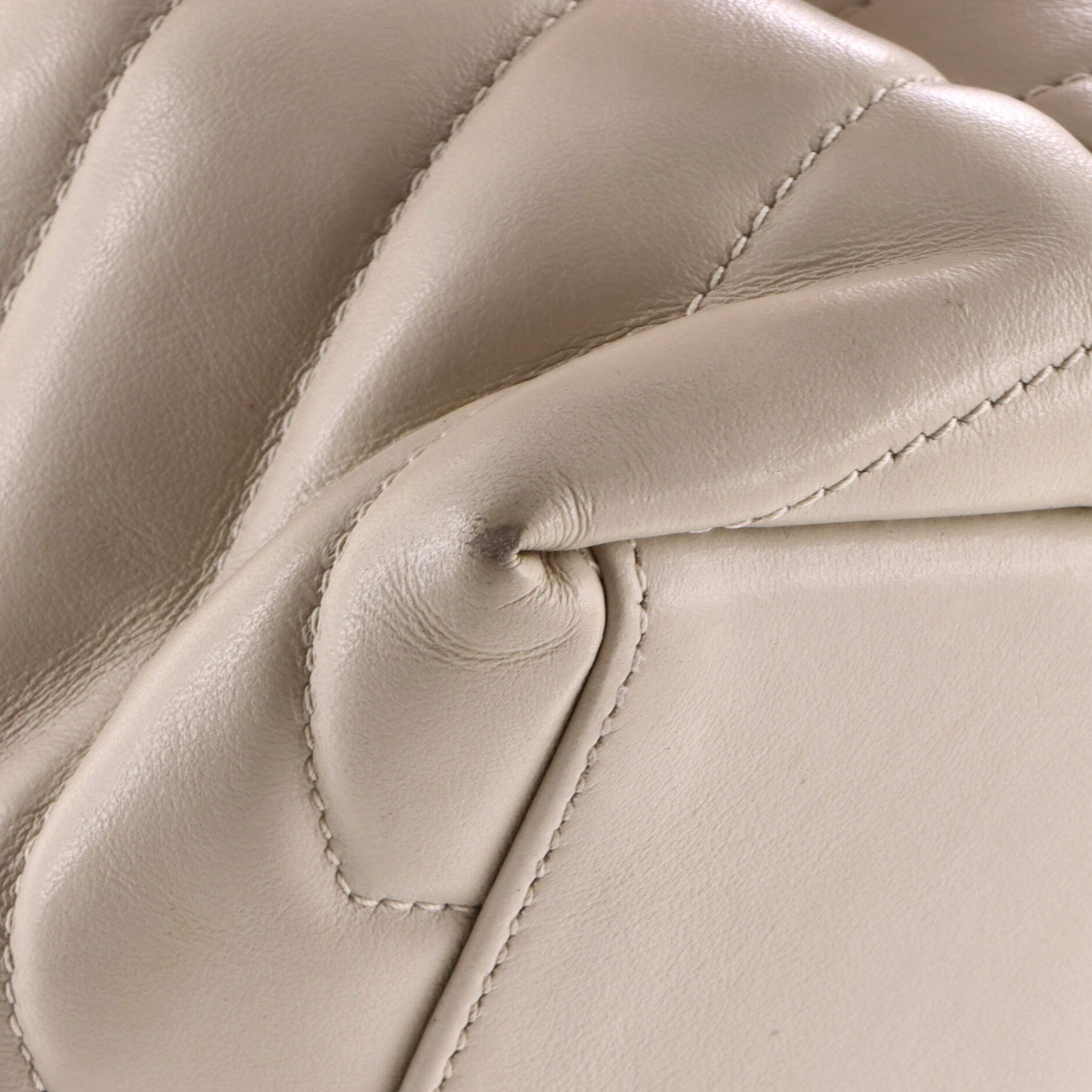 Saint Laurent Paris Loulou Shoulder Bag Size ONE SIZE - 6 Thumbnail
