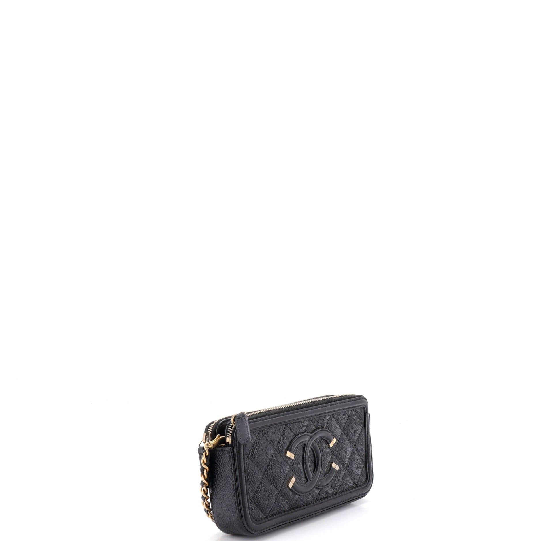 Chanel Filigree Double Zip Clutch with Chain Size ONE SIZE - 2 Thumbnail