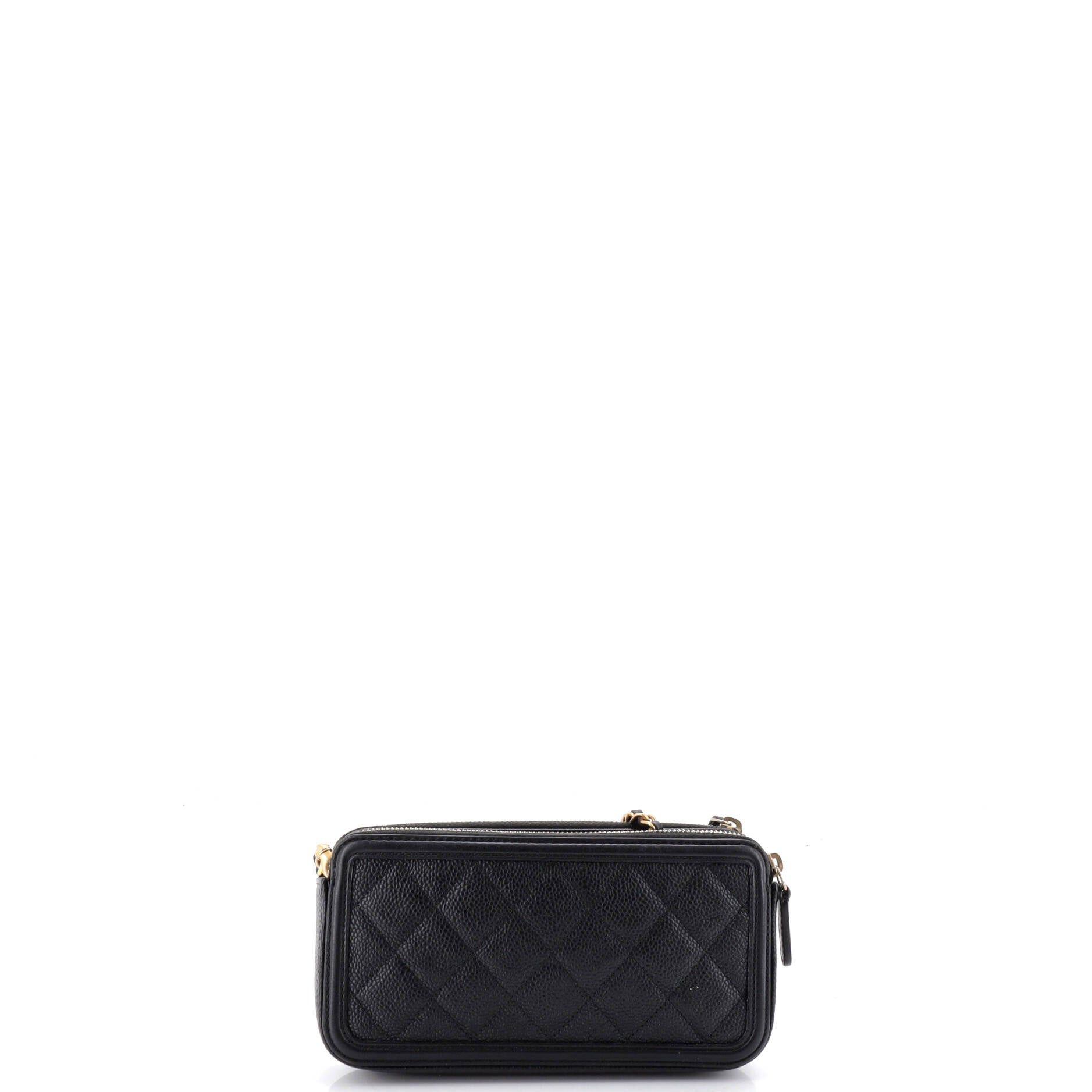 Chanel Filigree Double Zip Clutch with Chain Size ONE SIZE - 3 Thumbnail