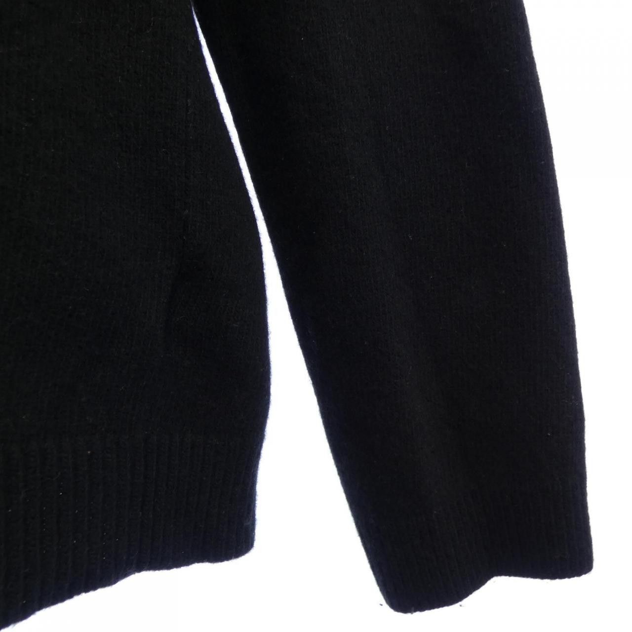 Valentino Valentino Valentino Cashmere Blend Knitwear Textile Tops DUTY FREE for USA Size ONE SIZE - 7 Thumbnail