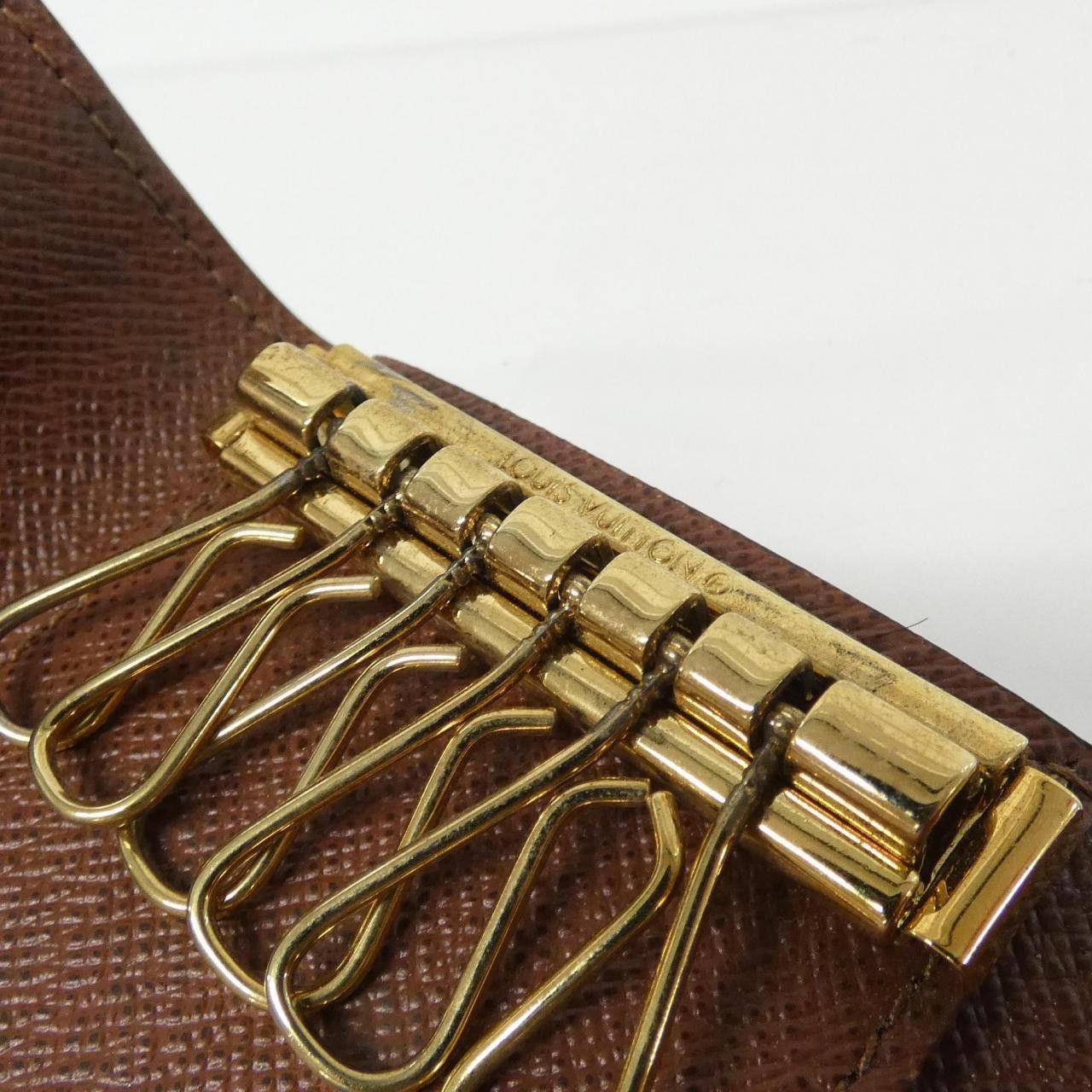 Louis Vuitton Louis Vuitton Louis Vuitton Monogram Key Case Textile Key case M62630 DUTY FREE for USA Size ONE SIZE - 5 Thumbnail