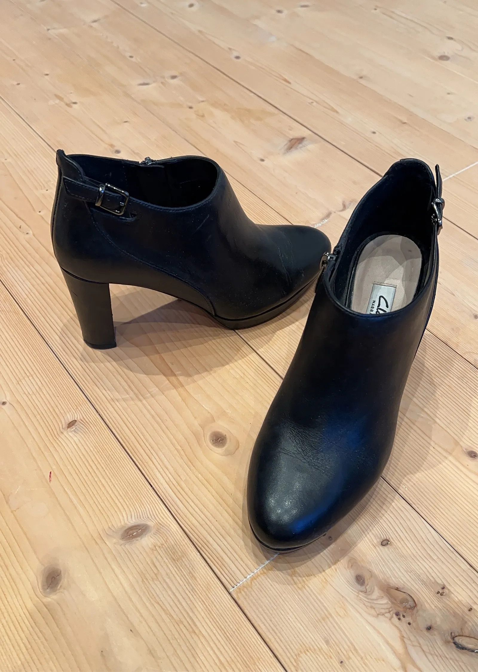 Clarks Clarks Heels Size US 7 / IT 37 - 4 Thumbnail