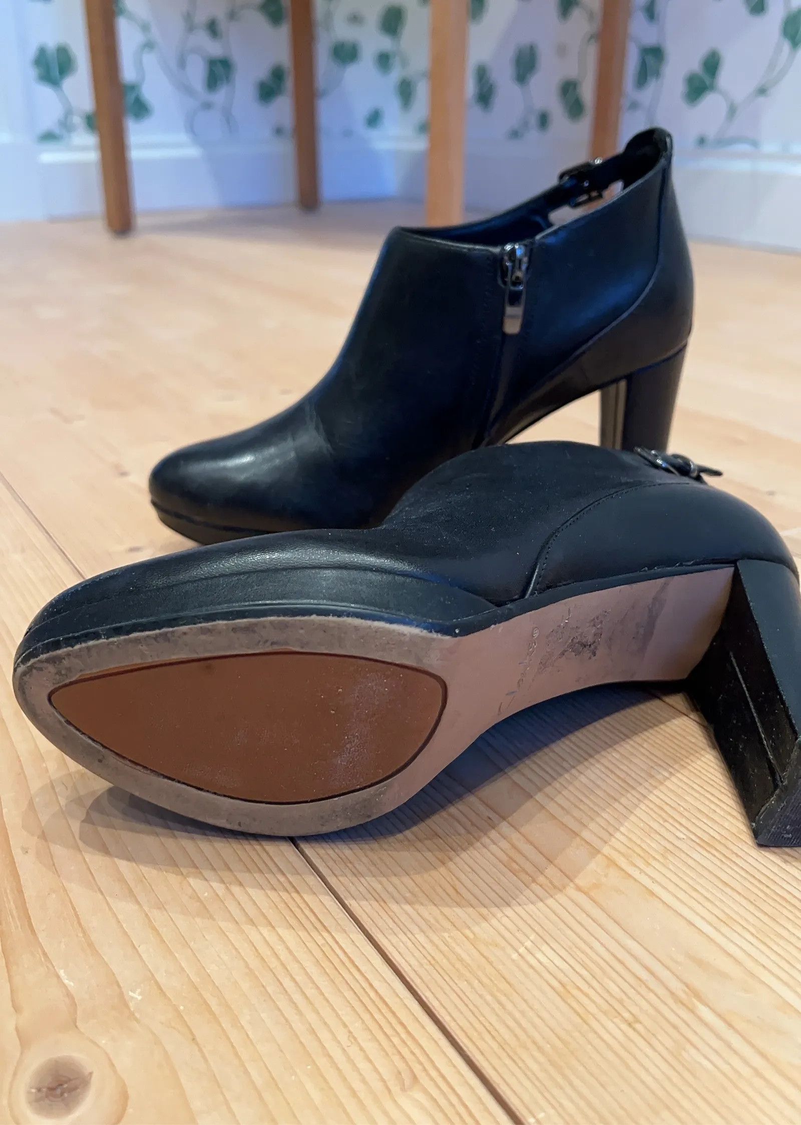 Clarks Clarks Heels Size US 7 / IT 37 - 3 Thumbnail
