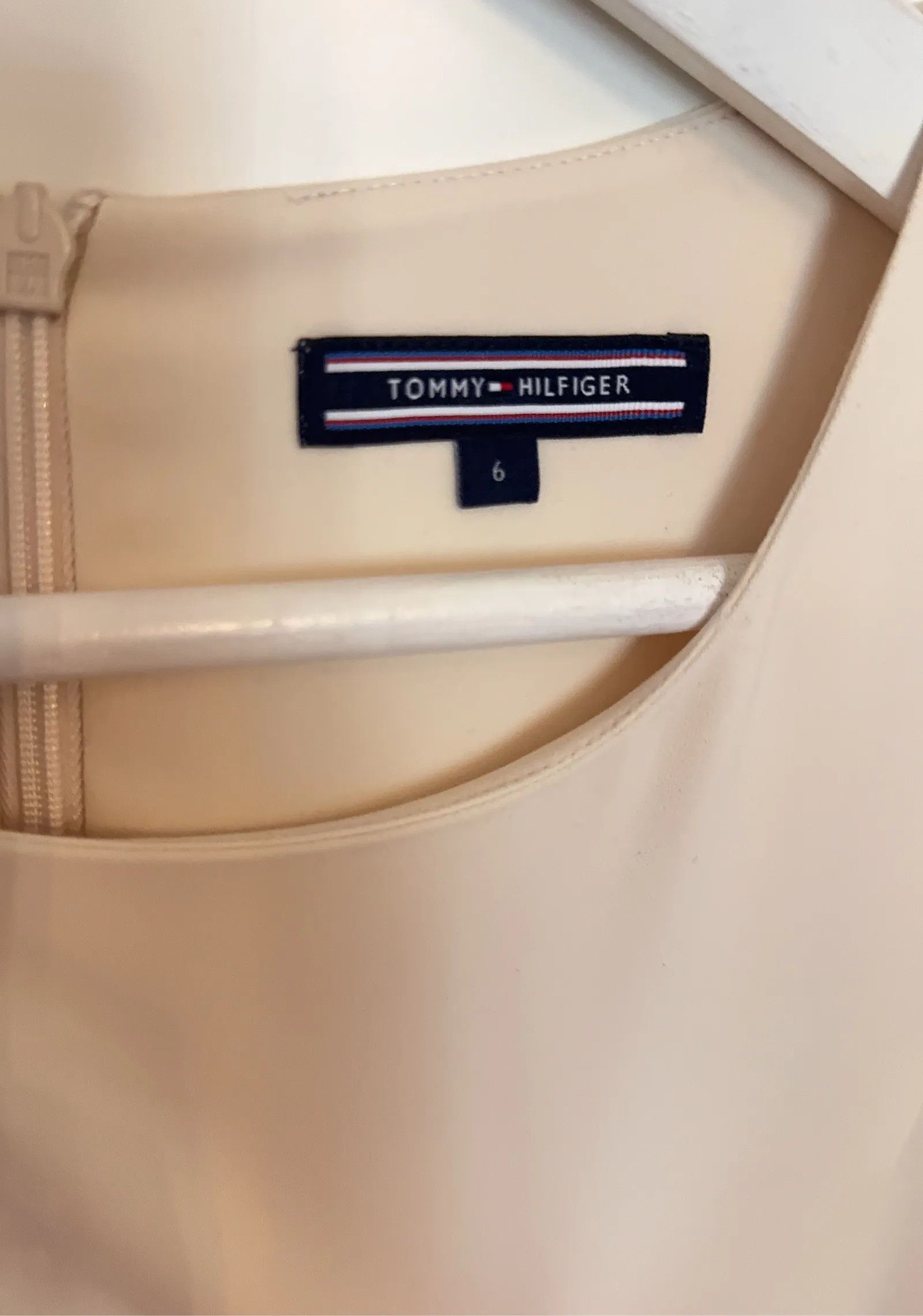 Tommy Hilfiger Tommy Hilfiger Dress Size XS / US 0-2 / IT 36-38 - 2 Thumbnail