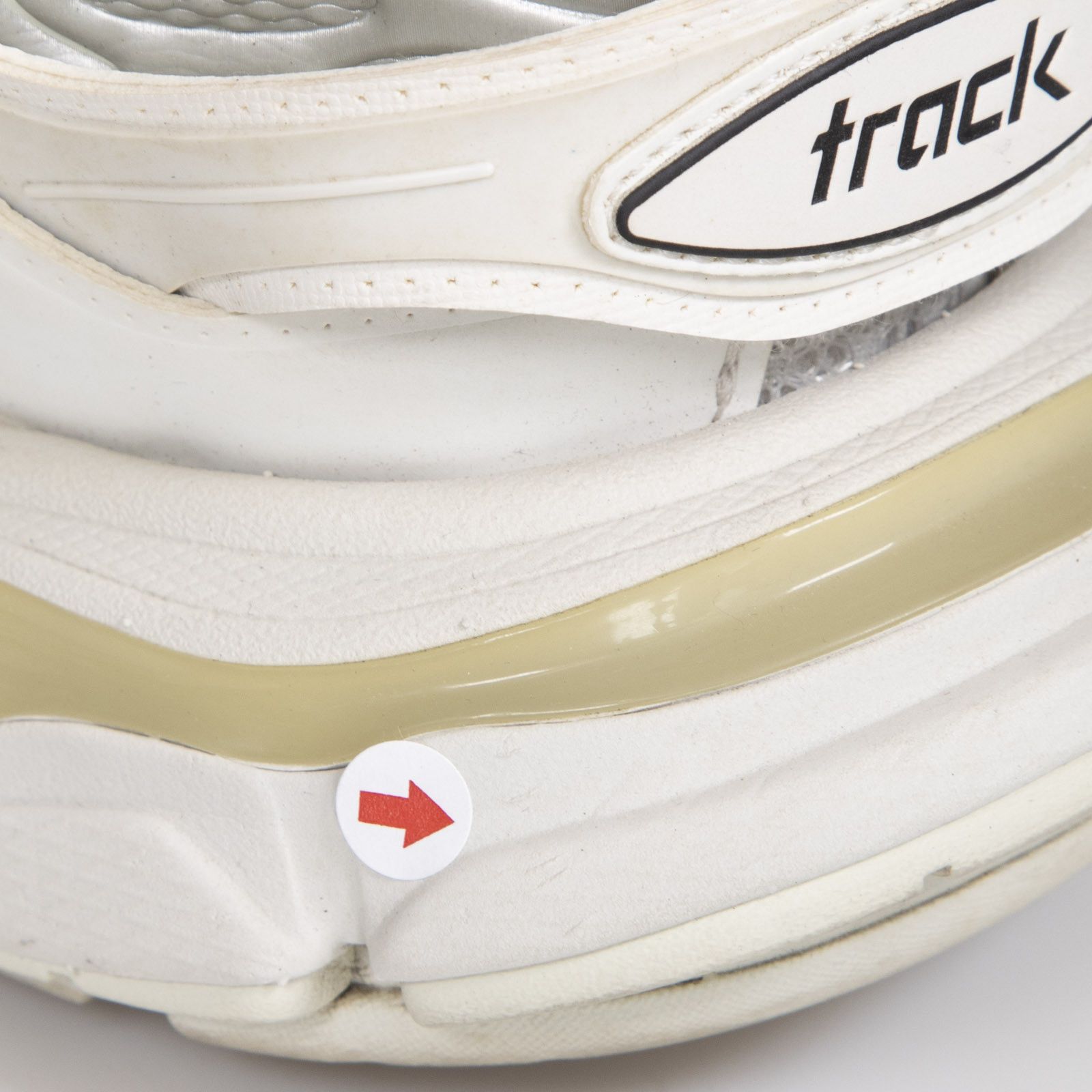 Balenciaga White Chunky Track Trainers Size US 9 / IT 39 - 9 Thumbnail