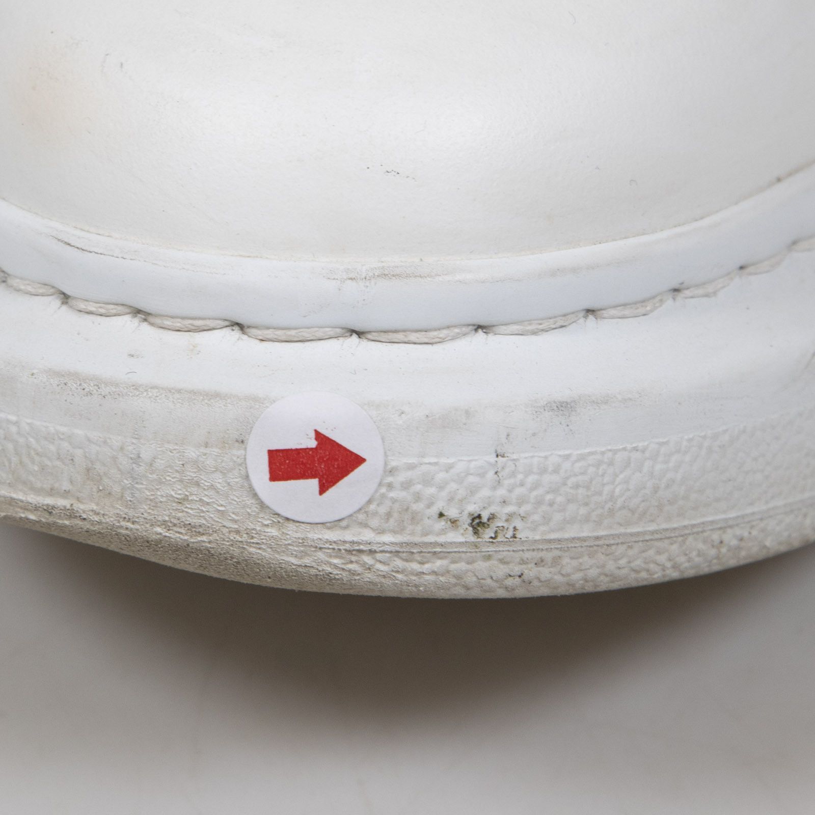 Alexander McQueen Oversized White Leather Trainers Size US 9.5 / IT 39.5 - 10 Thumbnail