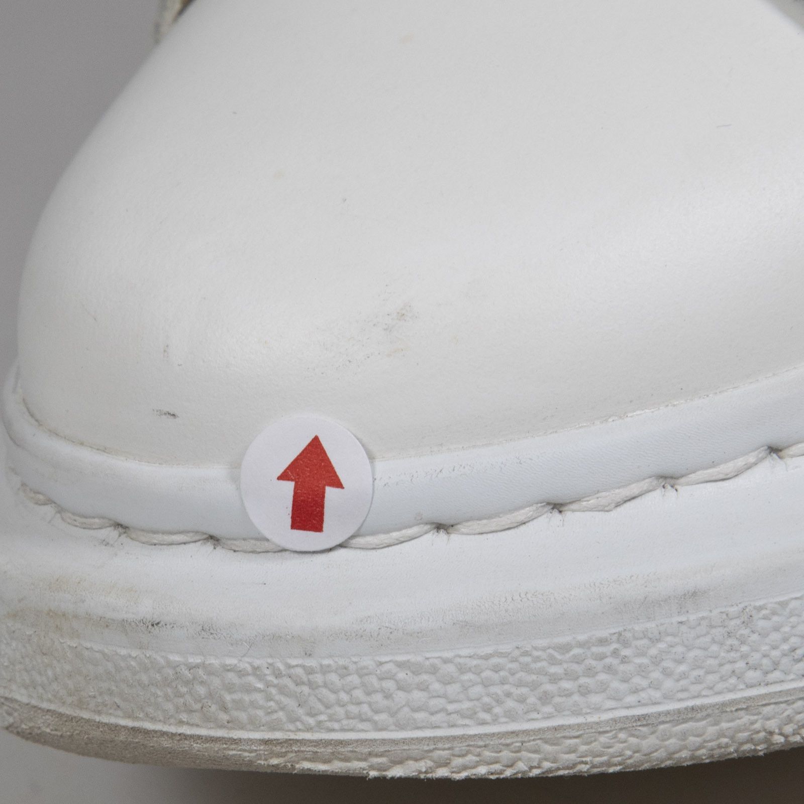 Alexander McQueen Oversized White Leather Trainers Size US 9.5 / IT 39.5 - 21 Thumbnail
