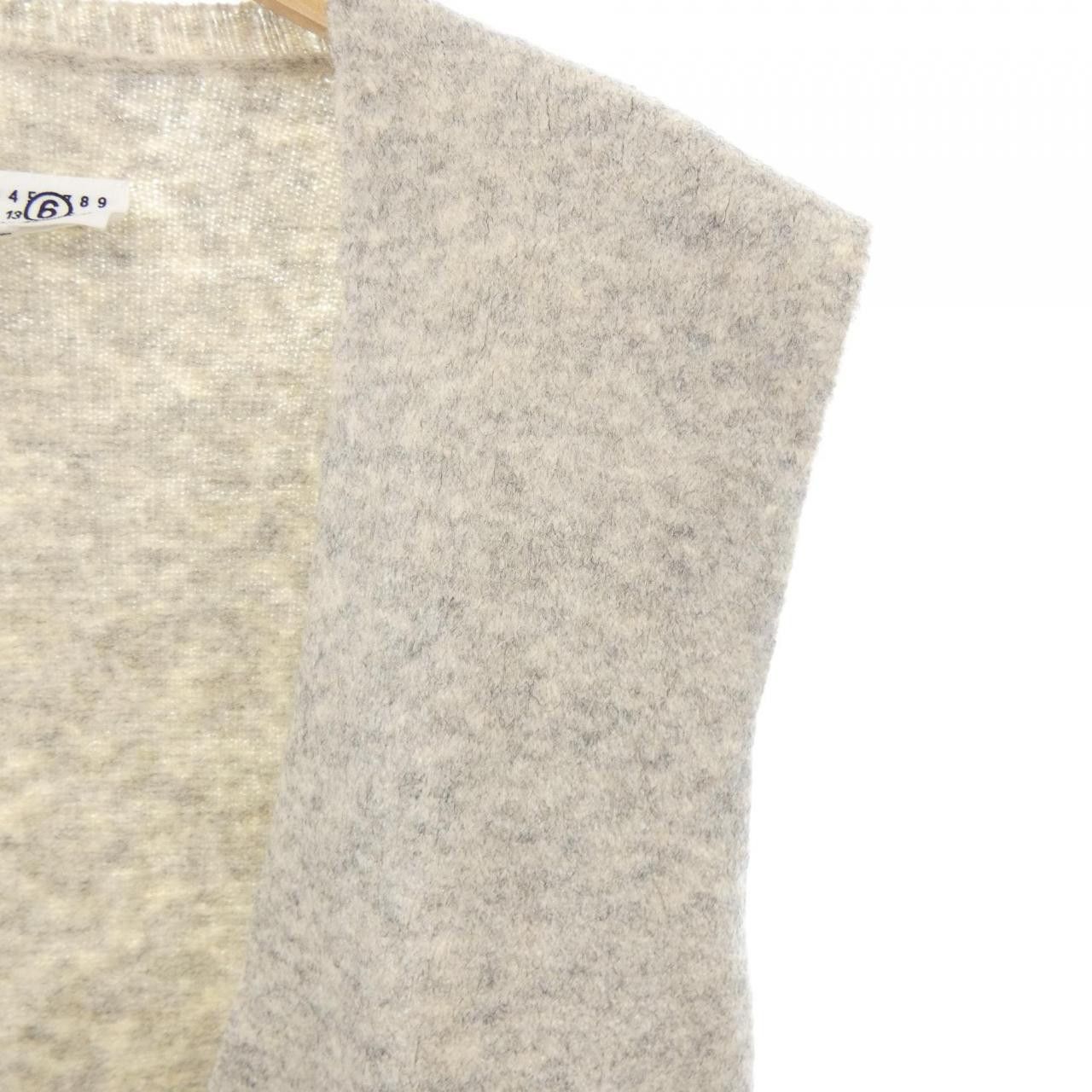 Maison Margiela MM6 Maison Margiela MM6 Maison Margiela Vest Textile Outerwear S62DA0019 DUTY FREE for USA Size ONE SIZE - 6 Thumbnail