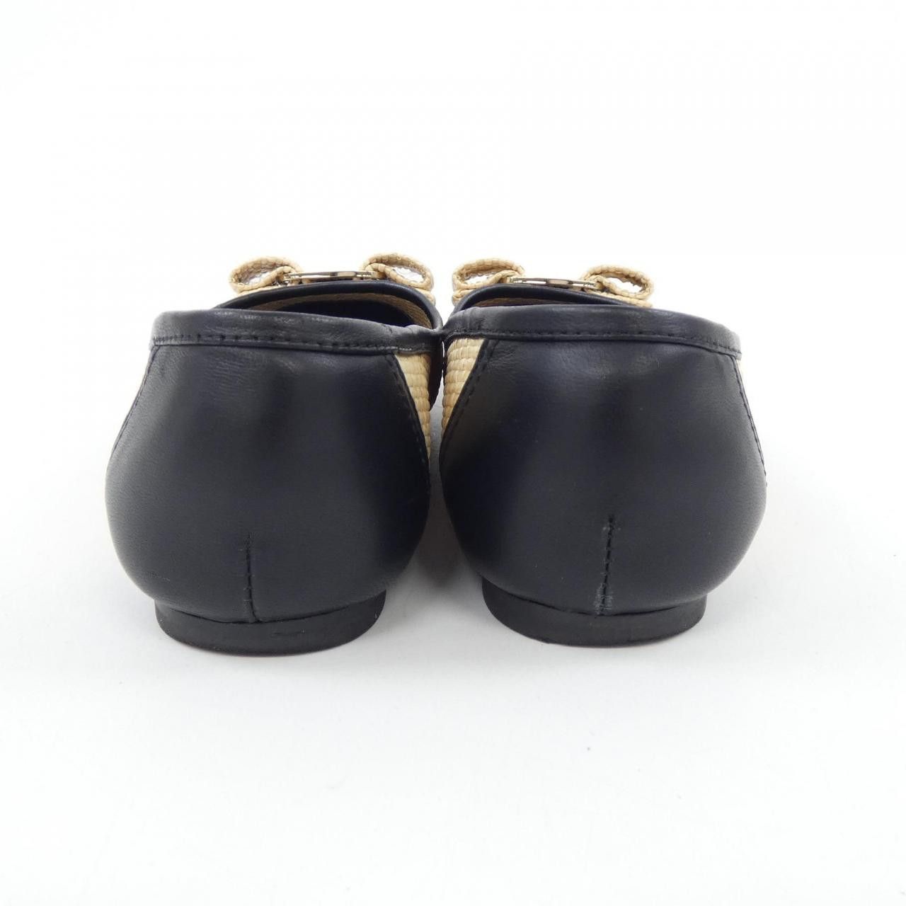 Salvatore Ferragamo Salvatore Ferragamo Salvatore Ferragamo Leather Pumps Leather Shoes DUTY FREE for USA Size ONE SIZE - 5 Thumbnail