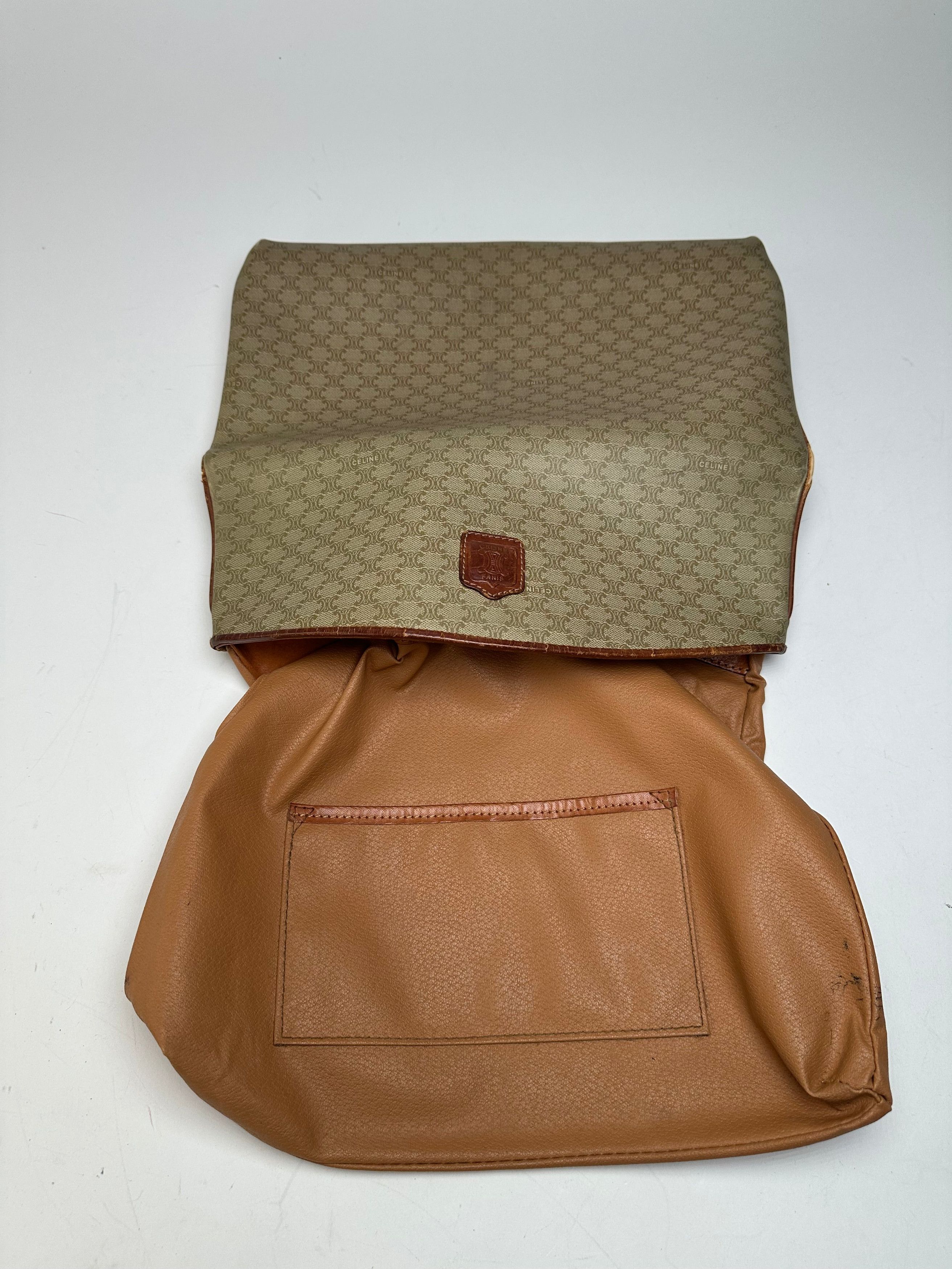 Celine Vintage Triomphe Monogram Leather Clutch Beige Brown Size ONE SIZE - 10 Thumbnail
