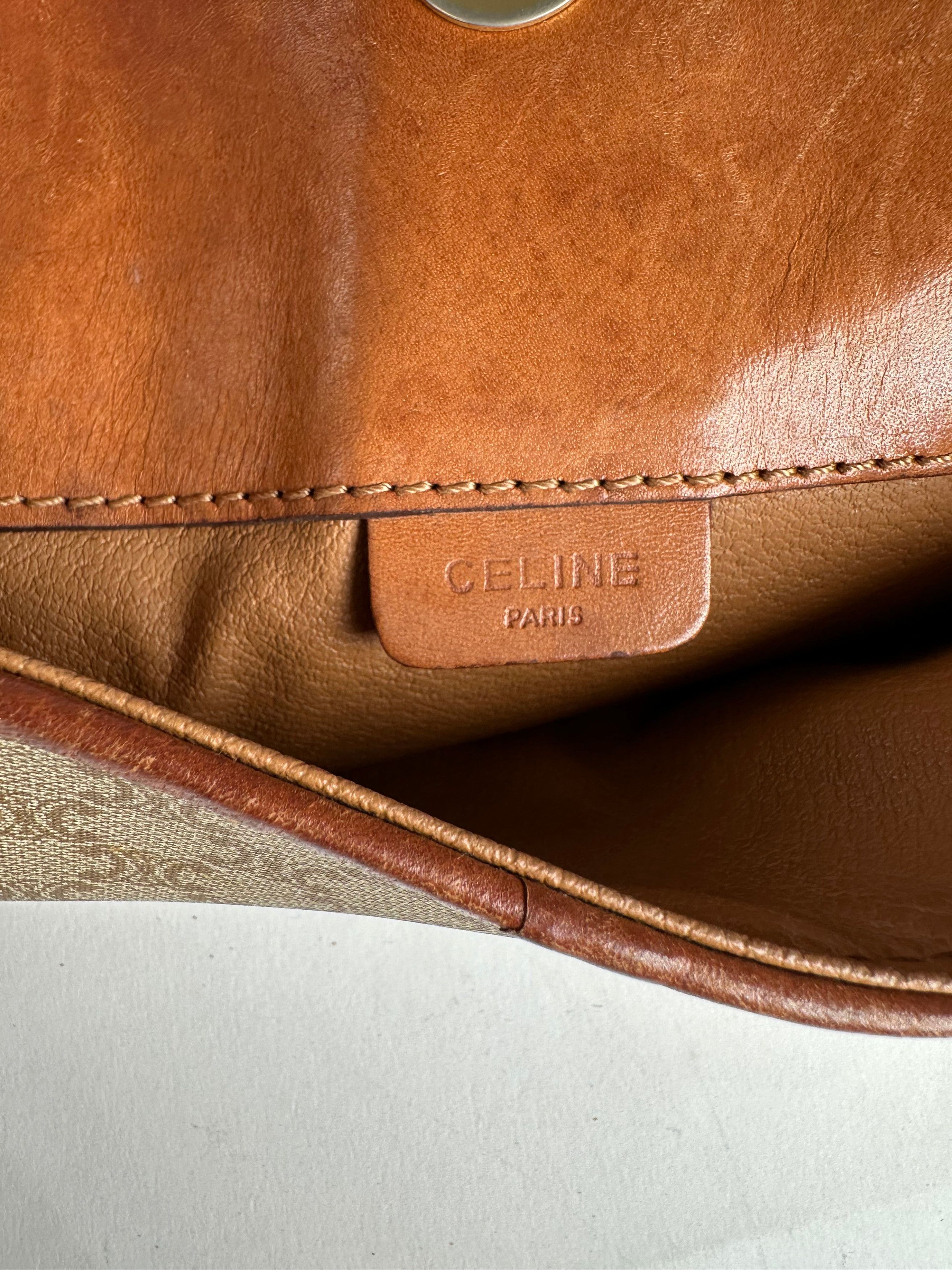 Celine Vintage Triomphe Monogram Leather Clutch Beige Brown Size ONE SIZE - 8 Thumbnail
