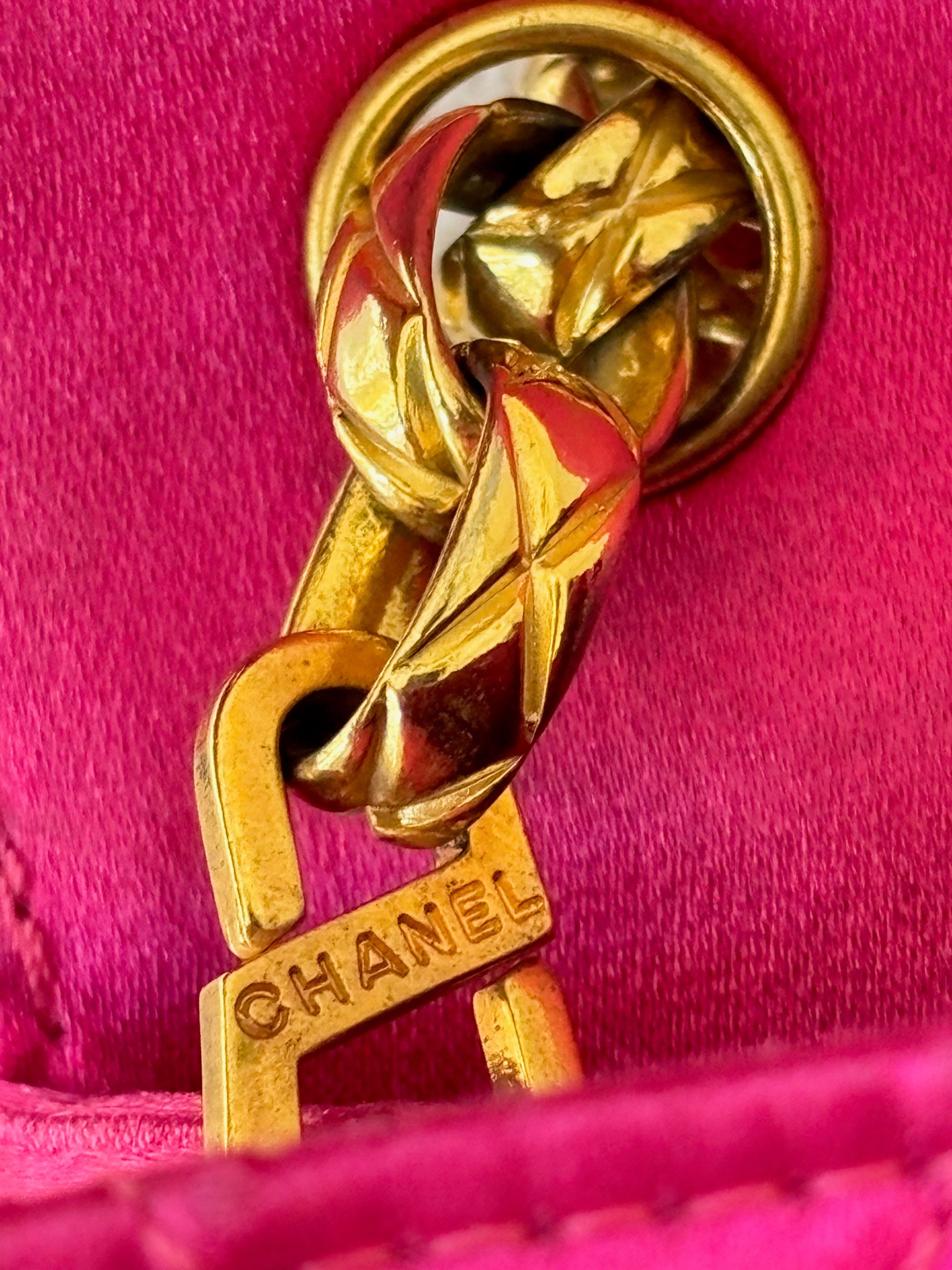 Chanel Sac Timeless Satin Size ONE SIZE - 16 Thumbnail