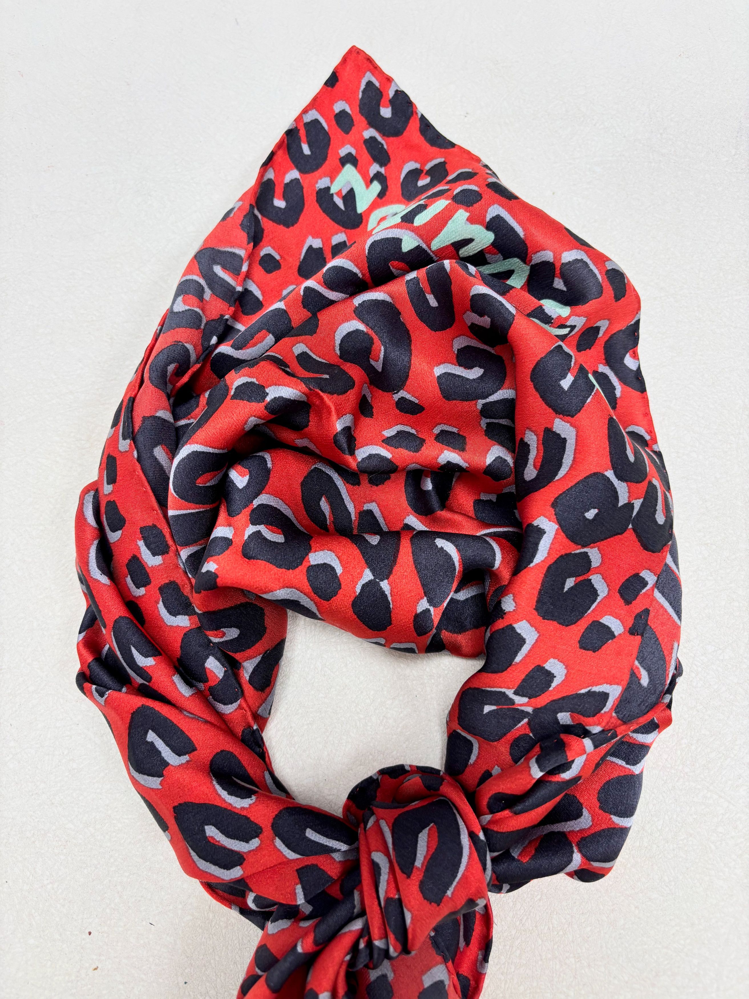Louis Vuitton x Stephen Sprouse Carré soie Scarves Size ONE SIZE - 3 Thumbnail