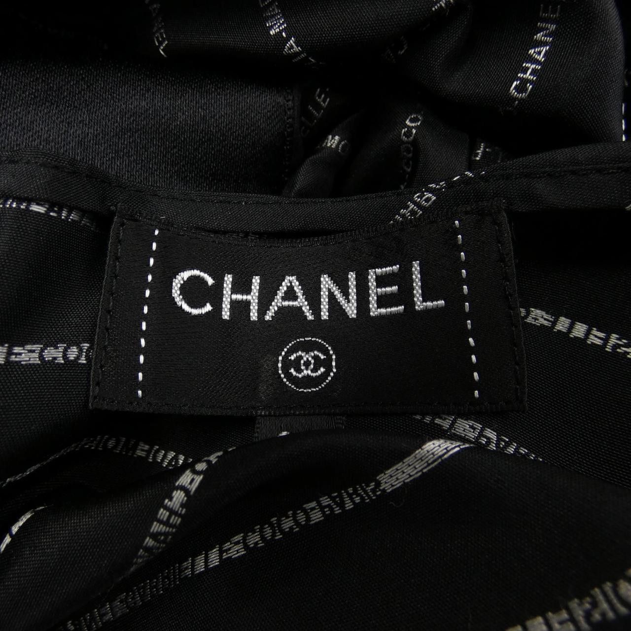 Chanel Chanel Chanel Top Textile Tops P64148V49011 DUTY FREE for USA Size ONE SIZE - 5 Thumbnail