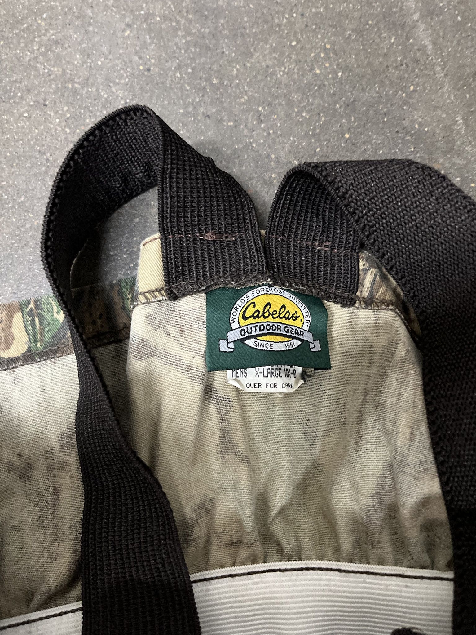 Carhartt × Vintage Vintage 2000s Cabelas Realtree Camo Overalls Size XL Size US XL / EU 56 / 4 - 4 Thumbnail
